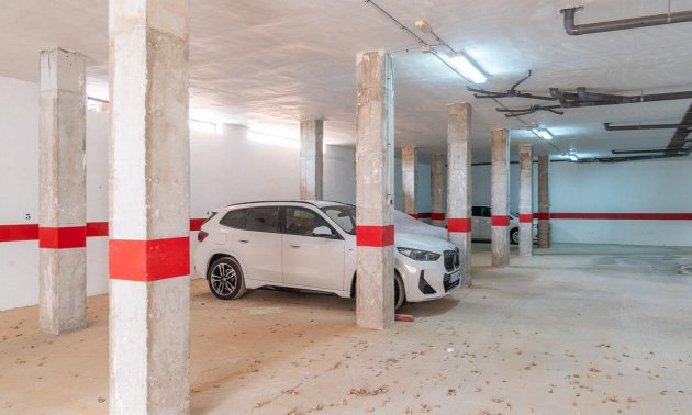 Garage - Resale -
            Orihuela Costa - 99RF-66052