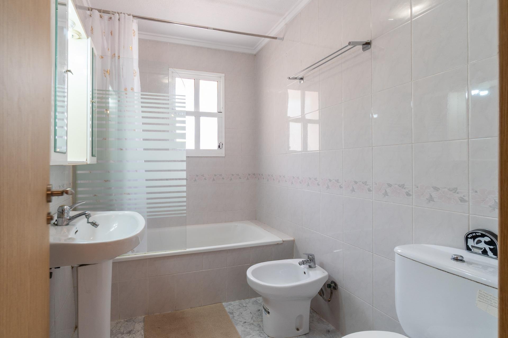 Long Term Rental - Apartment / flat -
Orihuela Costa - Playa Flamenca