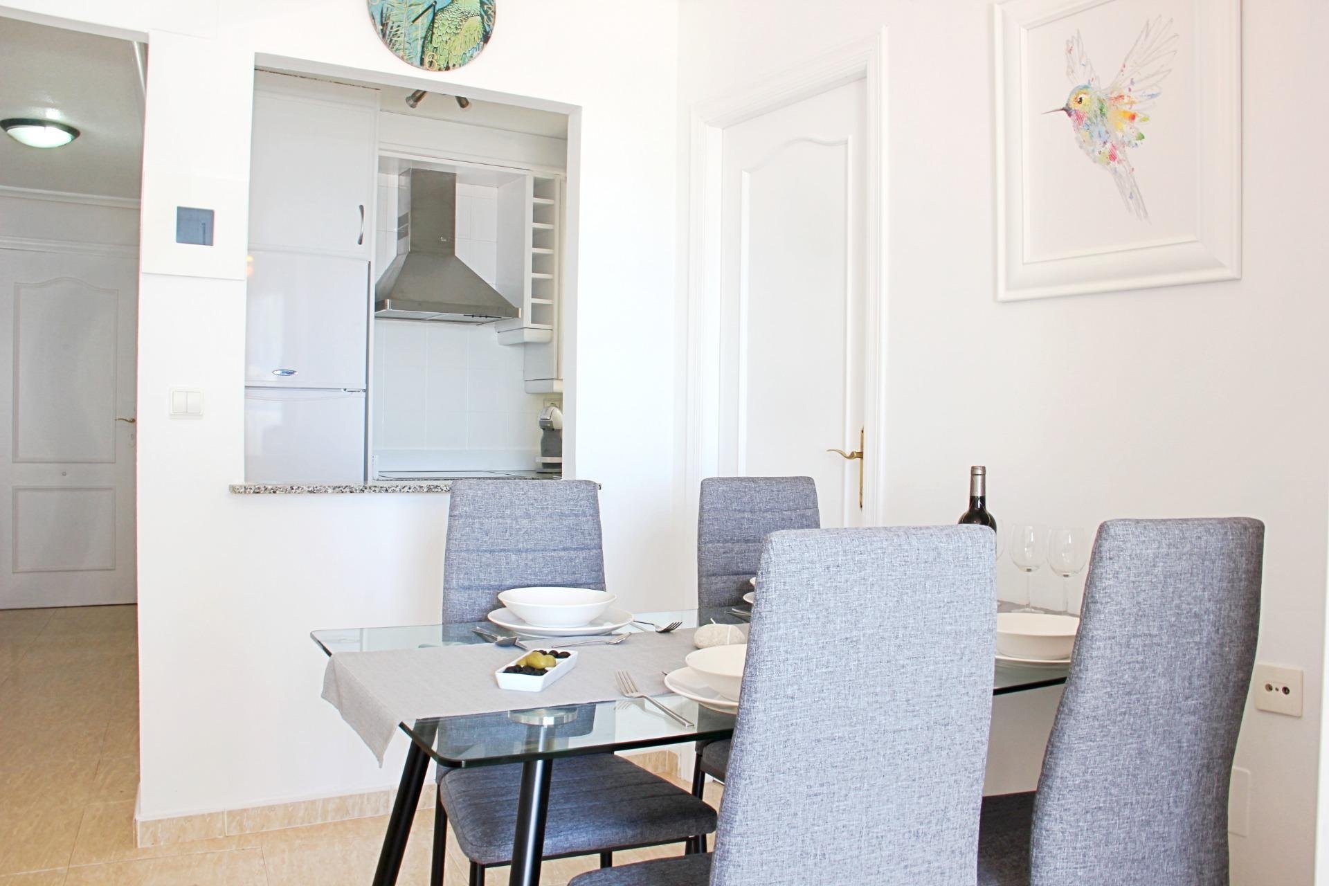 Long Term Rental - Apartment / flat -
Torrevieja - Playa de los Locos