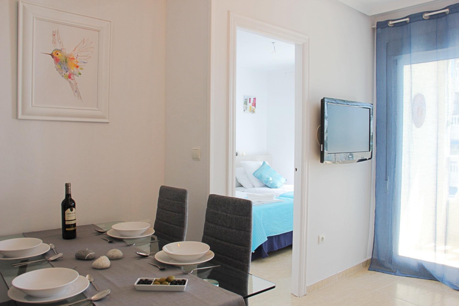 Long Term Rental - Apartment / flat -
Torrevieja - Playa de los Locos