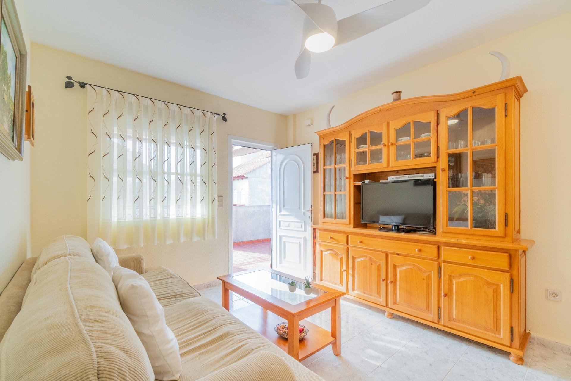 Long Term Rental - Bungalow -
Orihuela Costa - Playa Flamenca