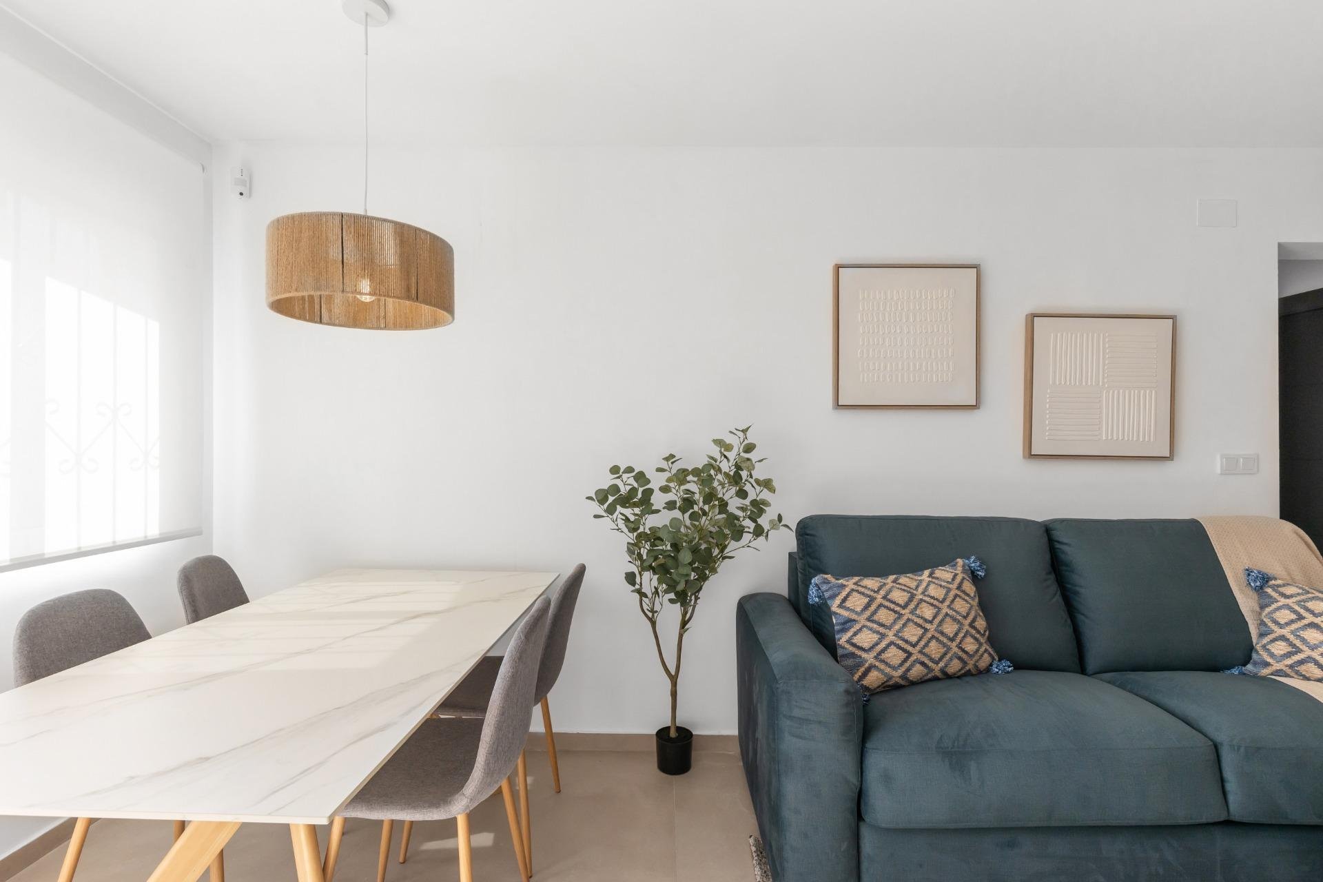 Long Term Rental - Bungalow -
Torrevieja - Frutales - Rosaleda