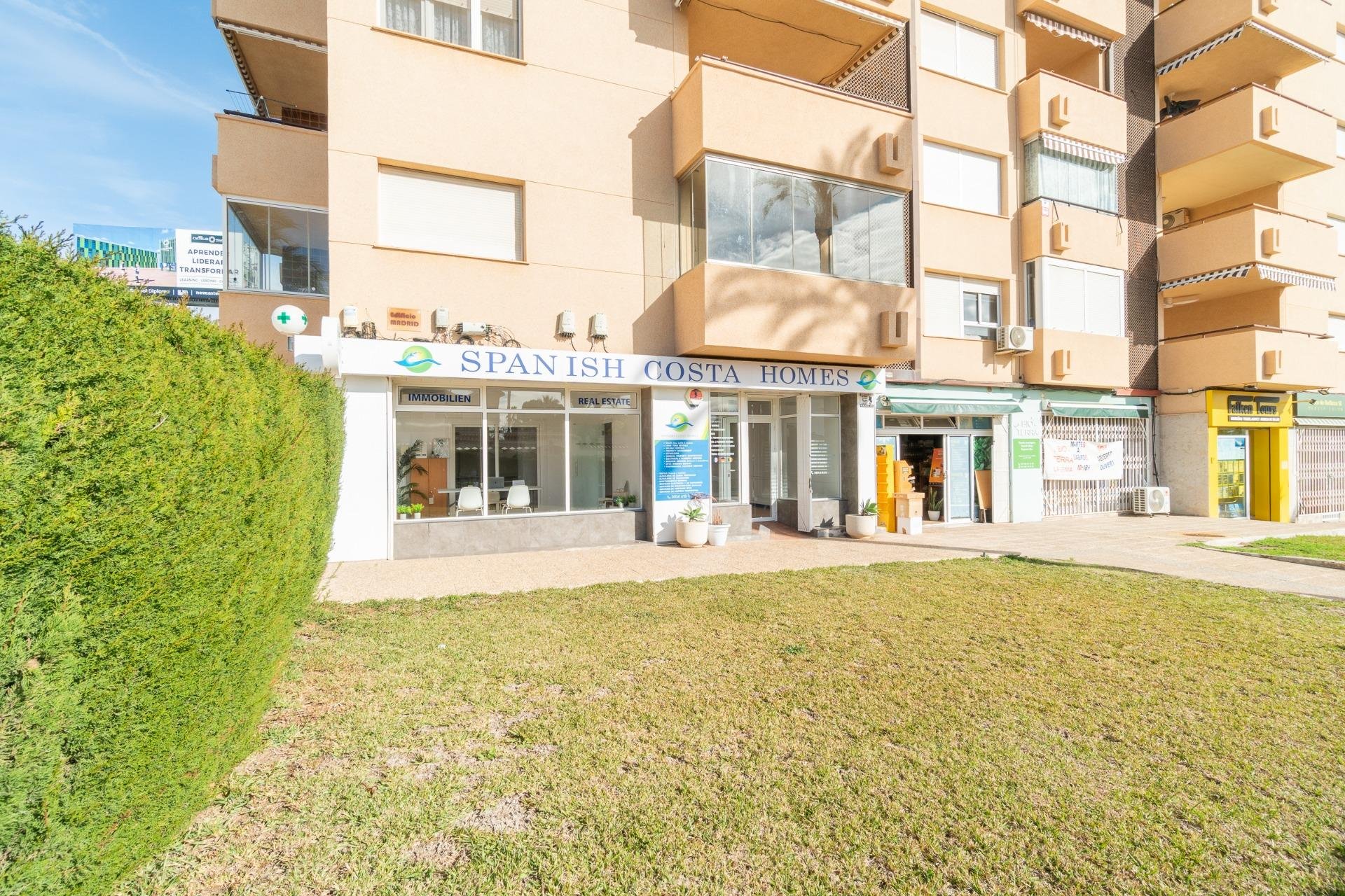 Long Term Rental - Commercial -
Orihuela Costa - La Zenia