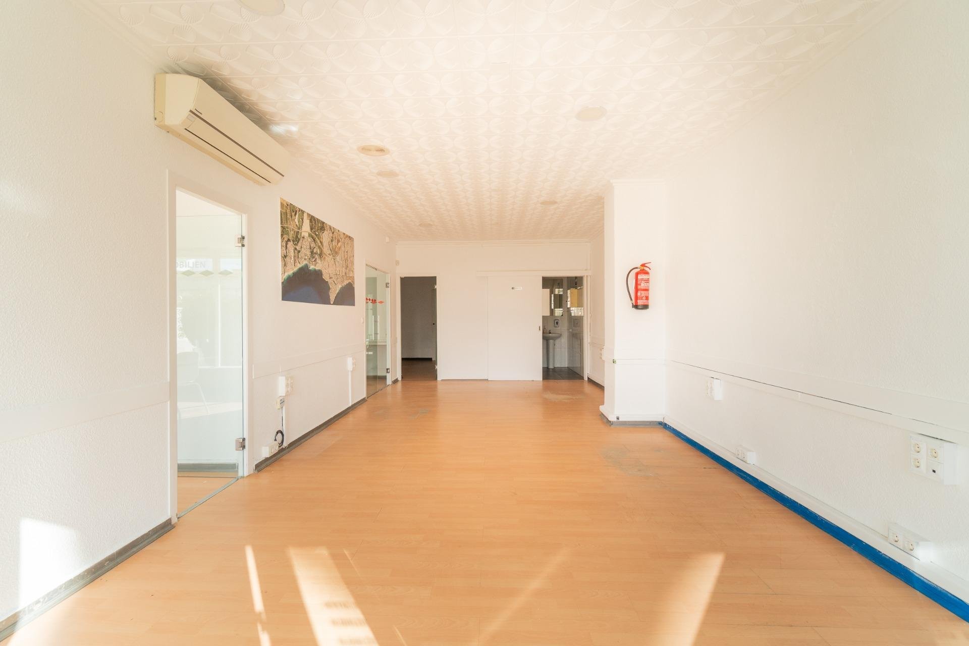 Long Term Rental - Commercial -
Orihuela Costa - La Zenia