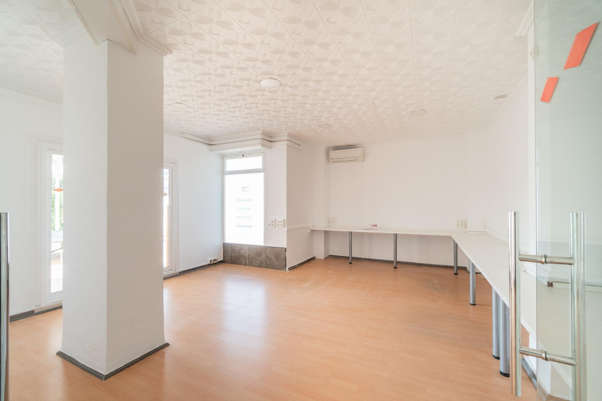 Long Term Rental - Commercial -
Orihuela Costa - La Zenia