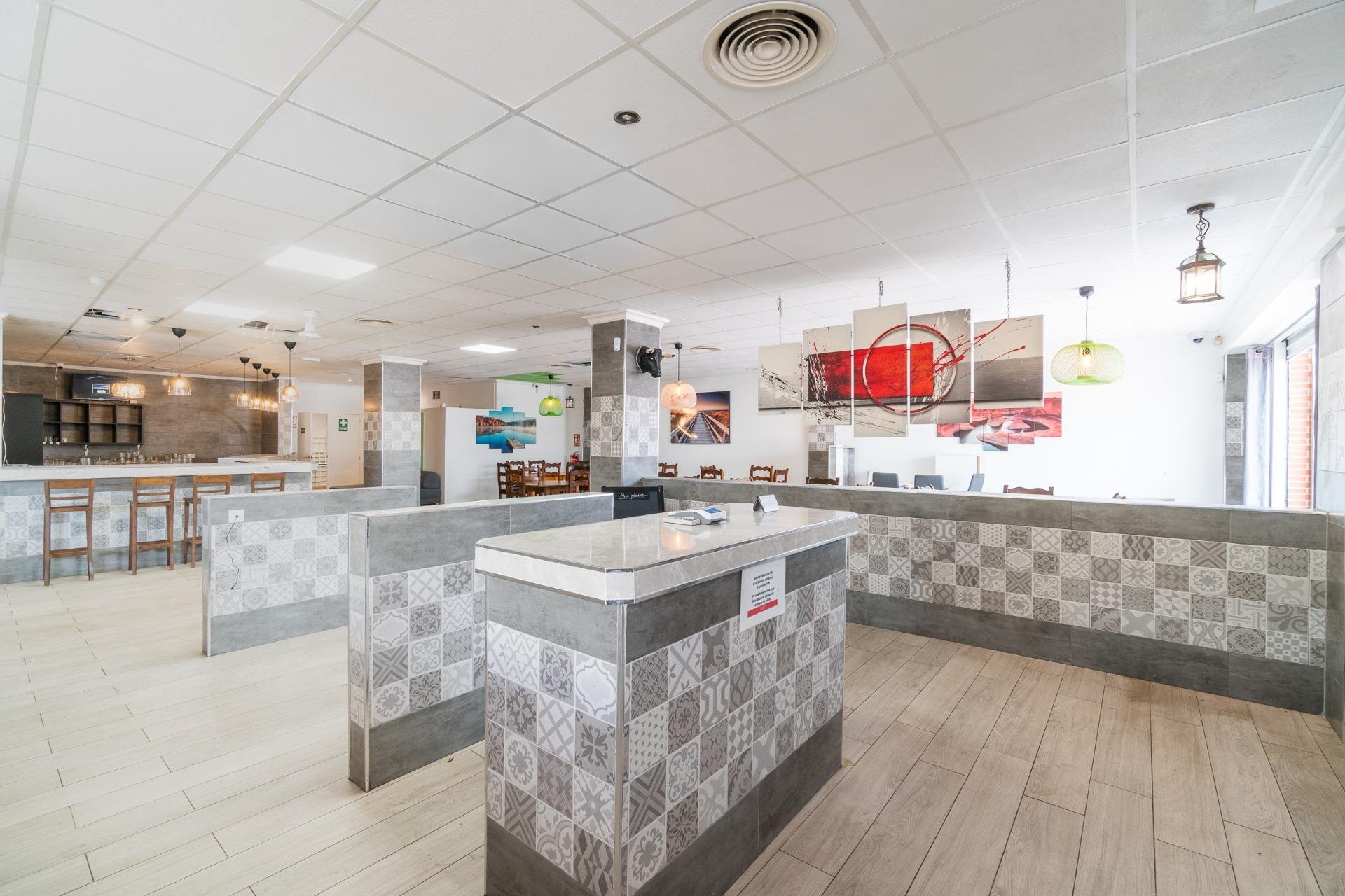 Long Term Rental - Commercial -
San Fulgencio - La Marina