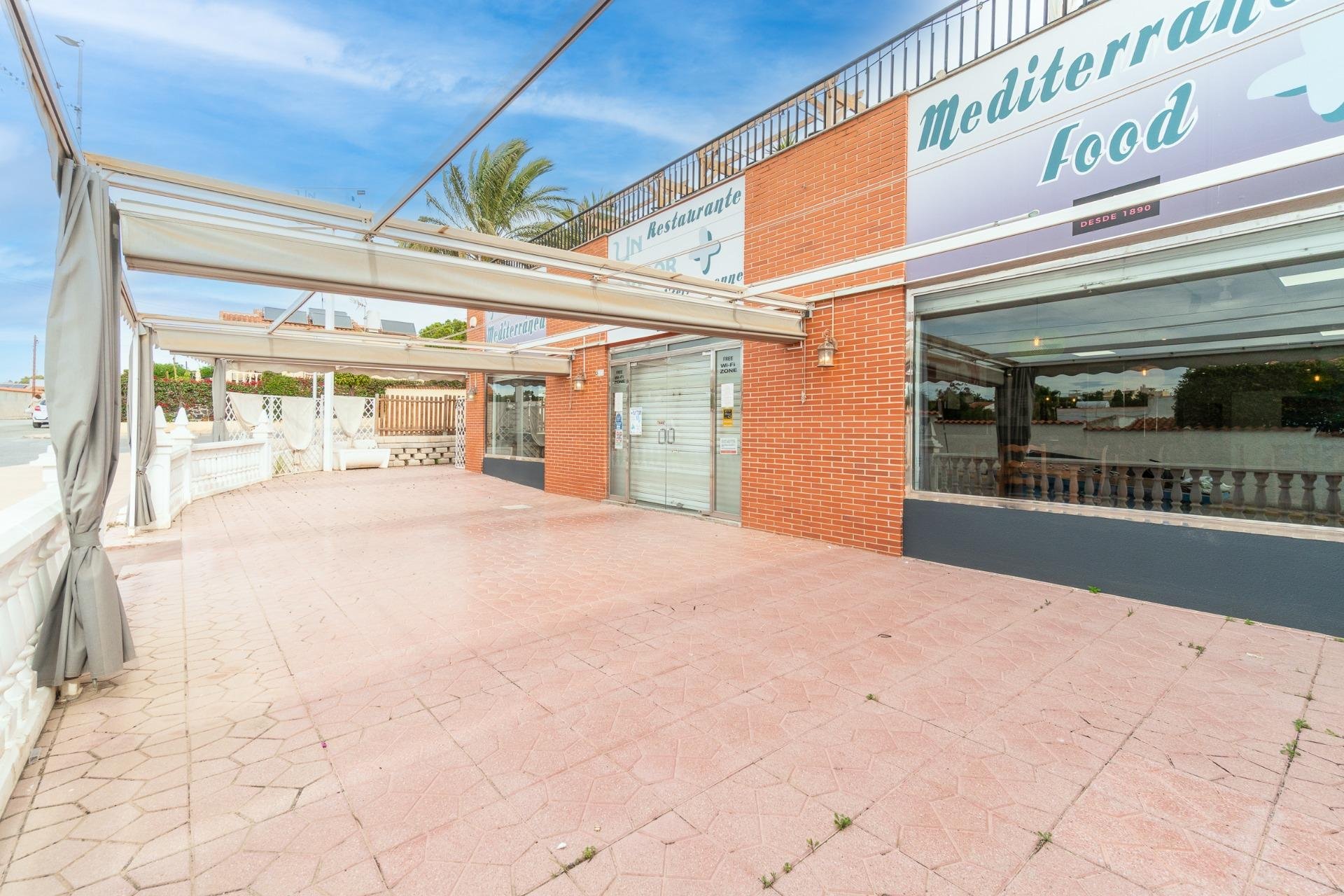 Long Term Rental - Commercial -
San Fulgencio - La Marina