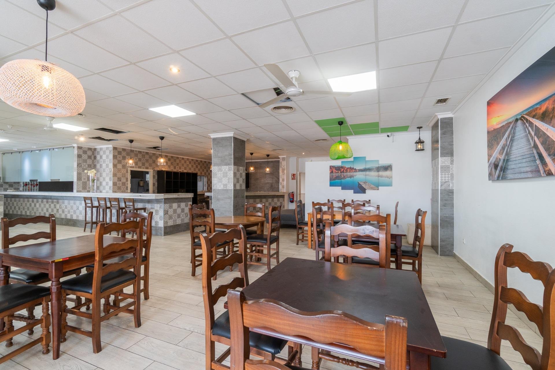 Long Term Rental - Commercial -
San Fulgencio - La Marina