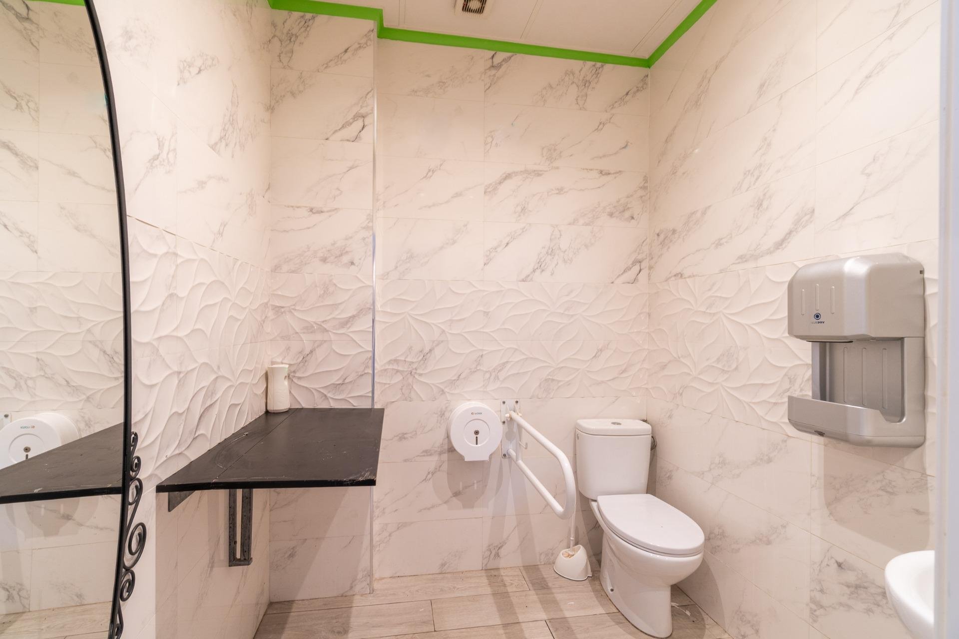 Long Term Rental - Commercial -
San Fulgencio - La Marina