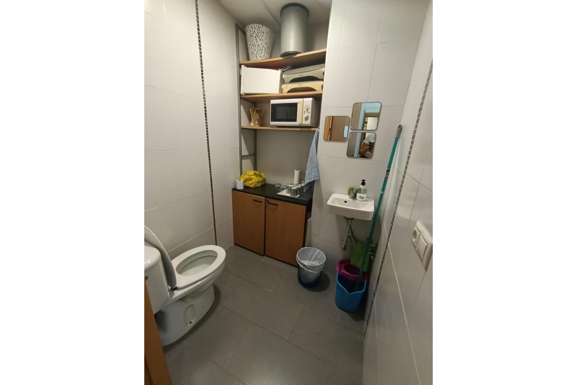 Long Term Rental - Commercial -
Torrevieja - Centro