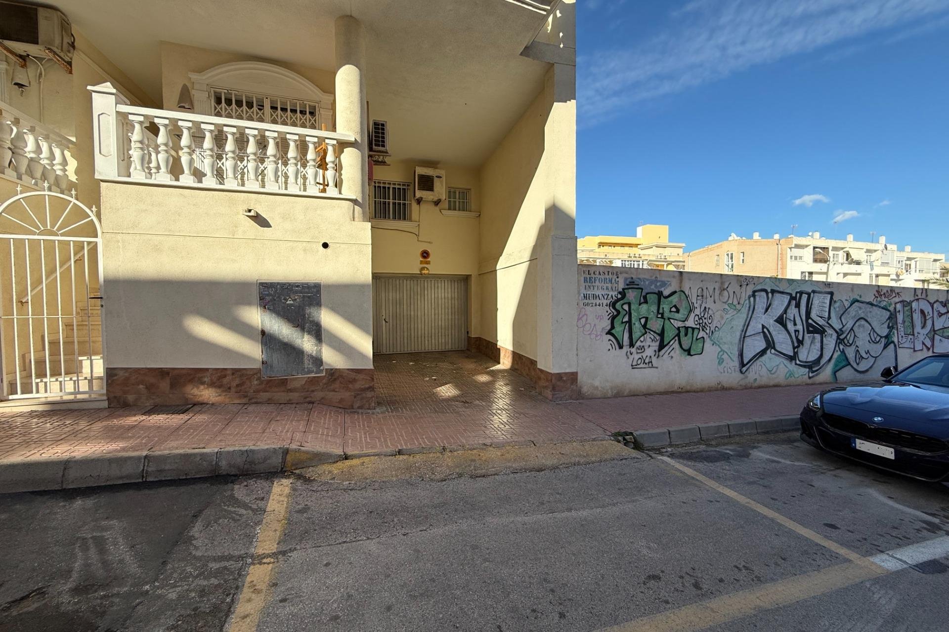 Long Term Rental - Garage -
Torrevieja - Centro