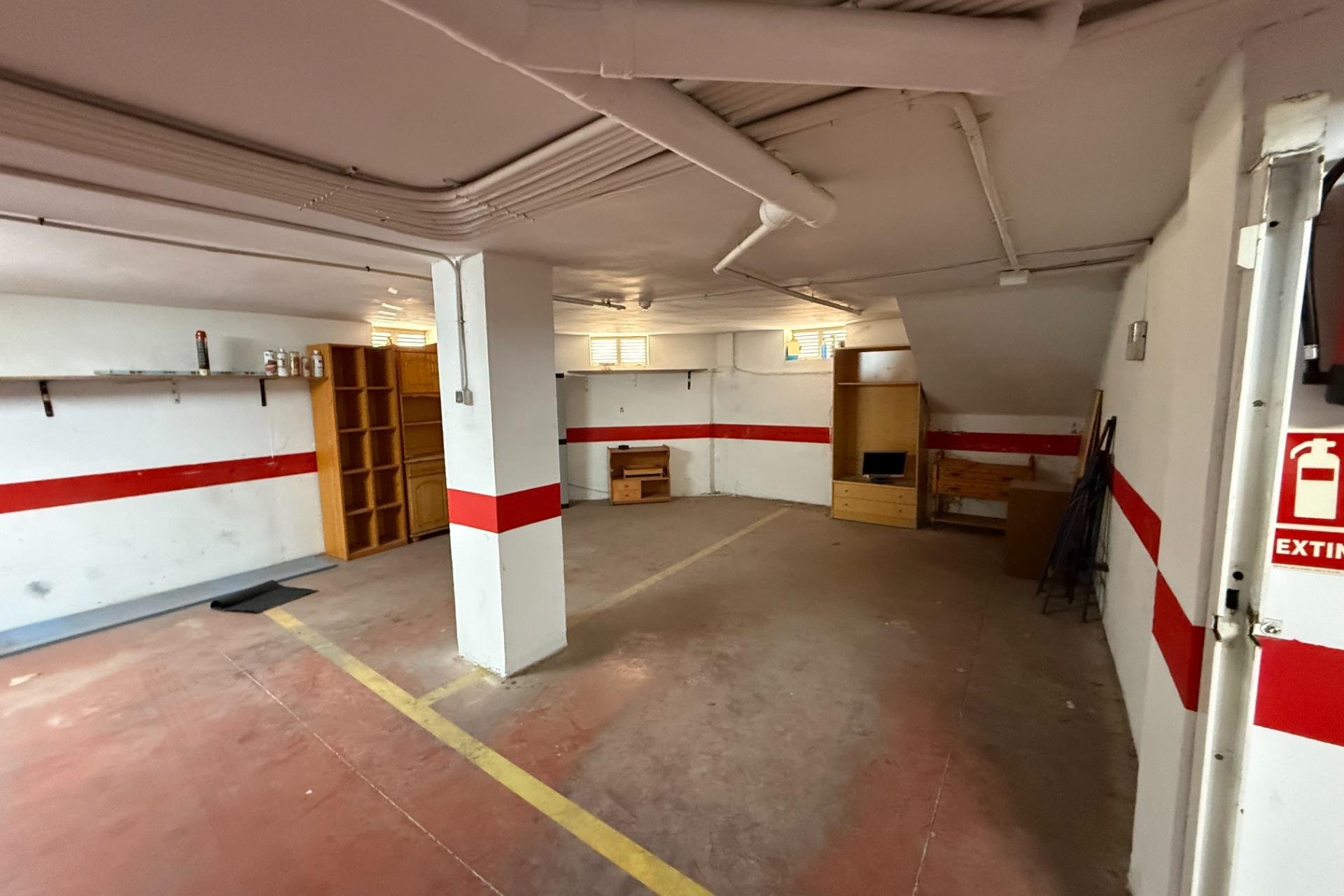 Long Term Rental - Garage -
Torrevieja - Centro