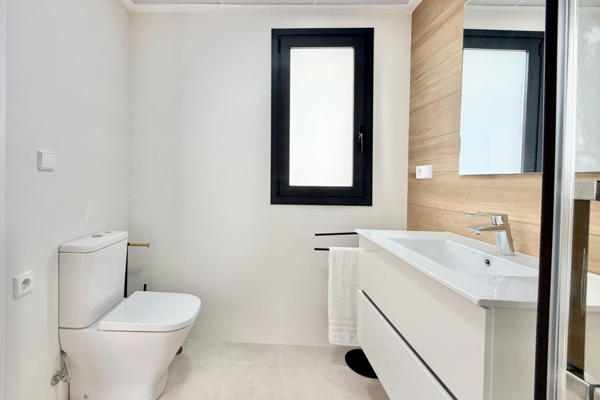 New Build - Townhouse -
Cox - San Fernando