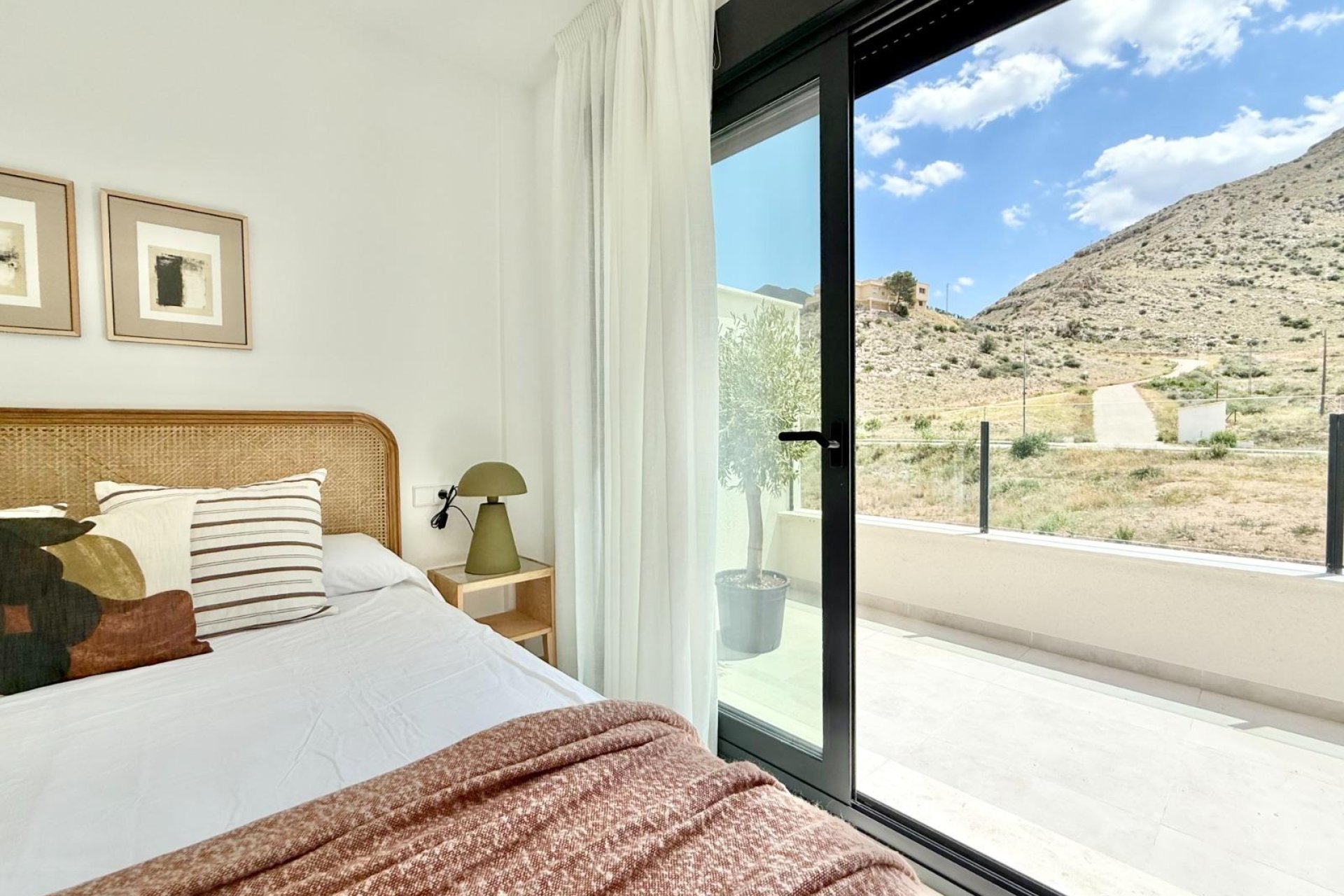 New Build - Townhouse -
Cox - San Fernando