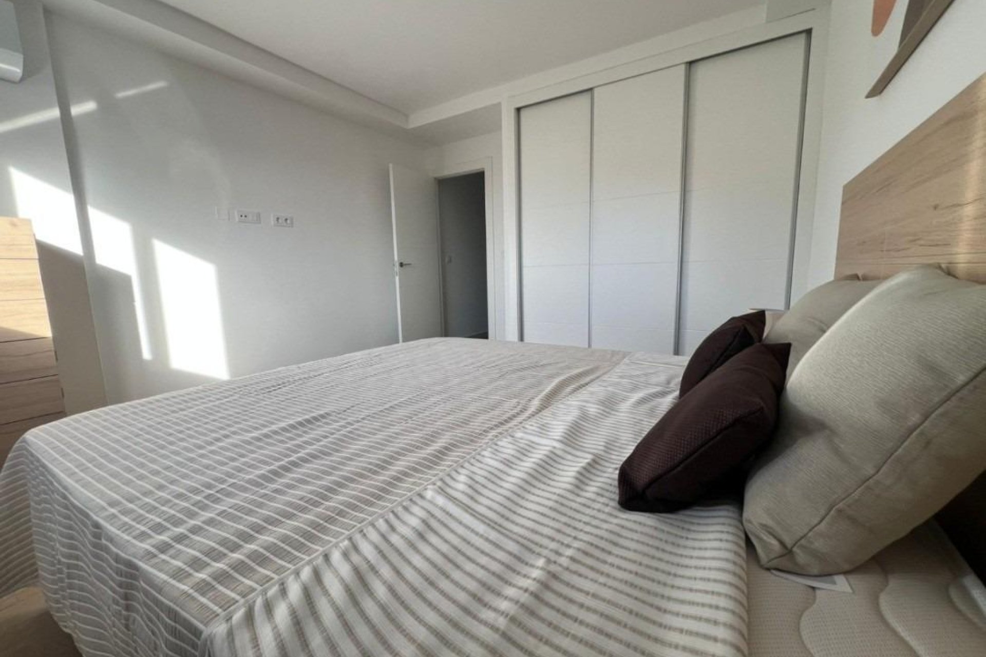 New Build - Townhouse -
La Union - centro