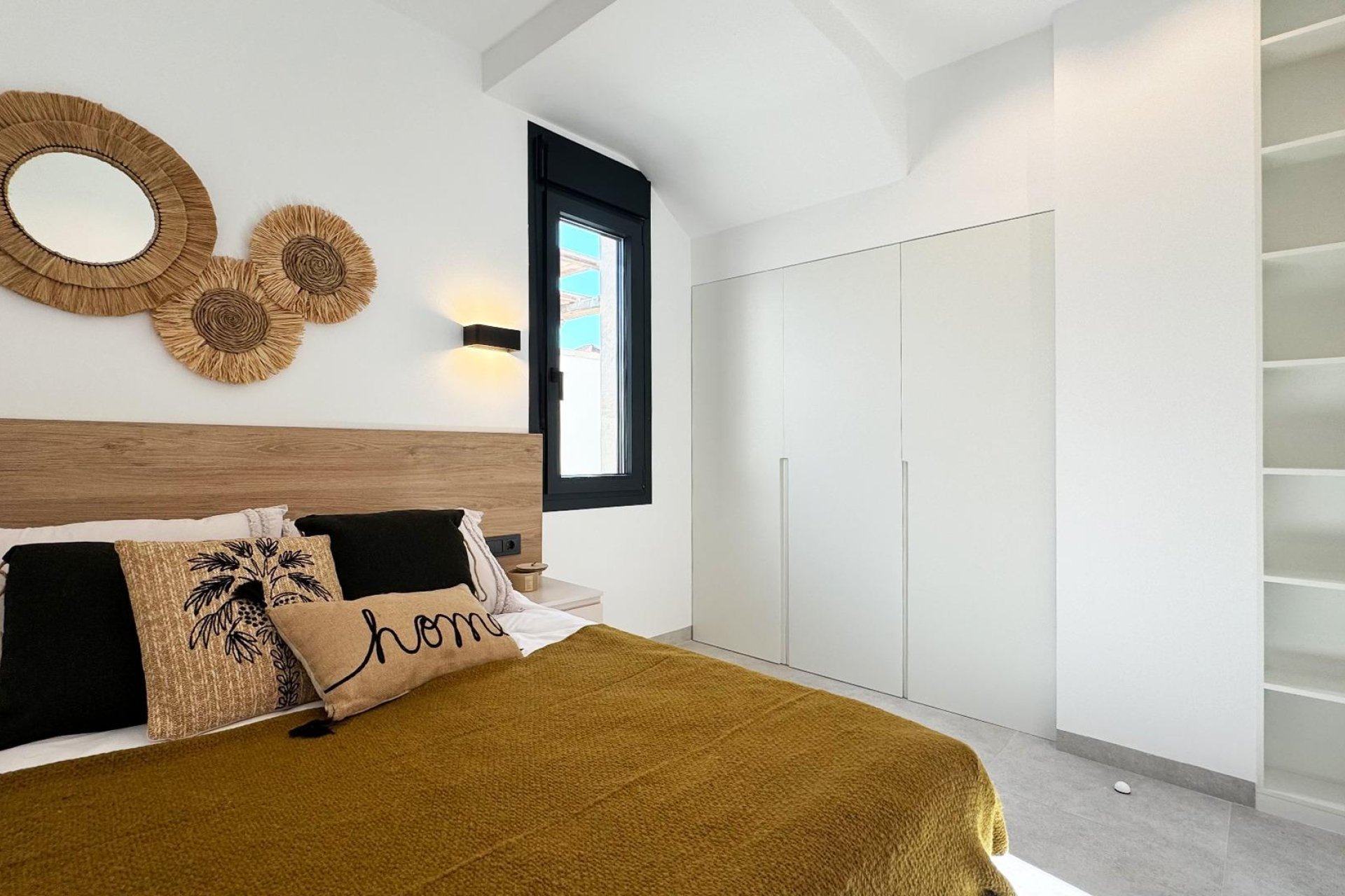 New Build - Villa -
San Miguel de Salinas - BLUE LAGOON