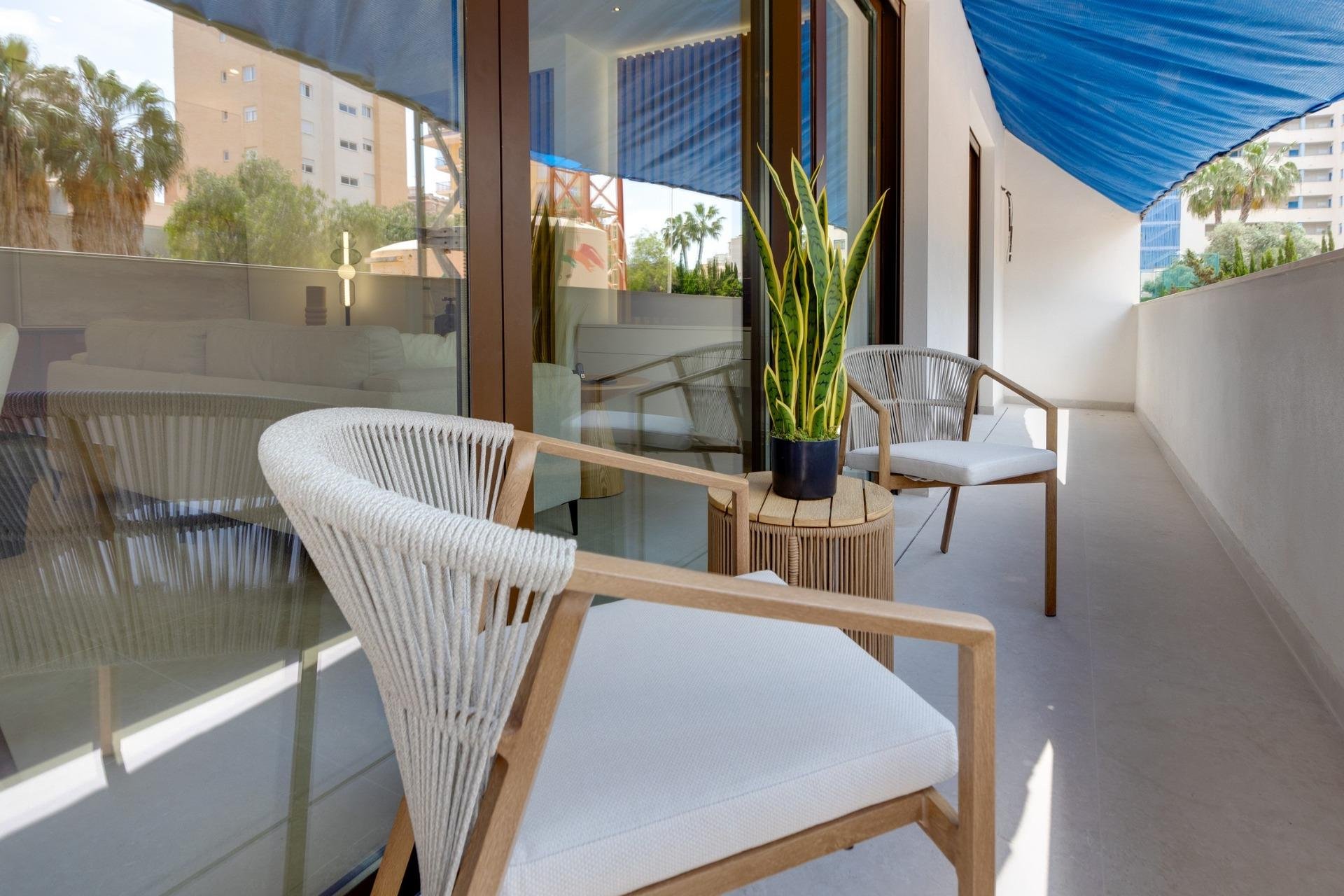 Obra nueva - Apartamento / piso -
Guardamar del Segura - Avda del Puerto