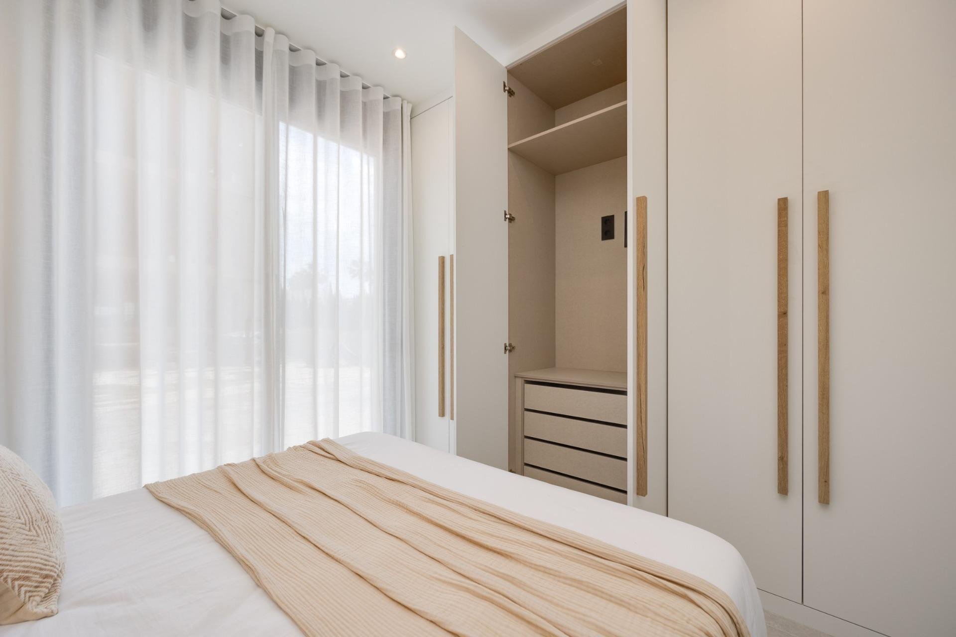 Obra nueva - Apartamento / piso -
Guardamar del Segura - Avda del Puerto