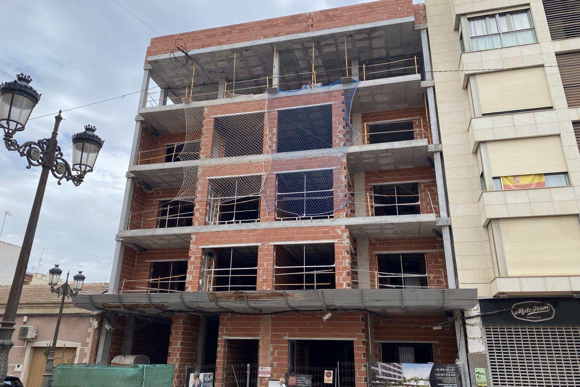 Obra nueva - Apartamento / piso -
Guardamar del Segura - Pueblo