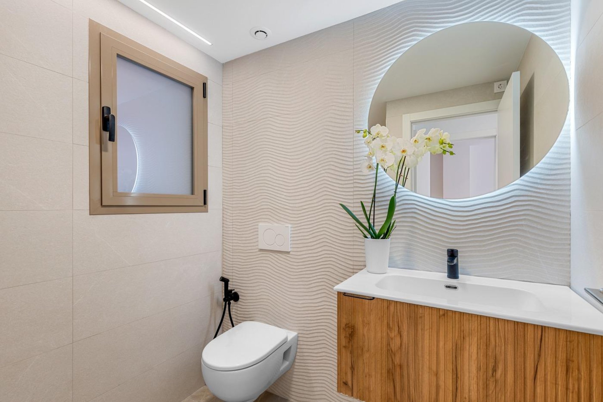 Obra nueva - Apartamento / piso -
Jacarilla - pueblo