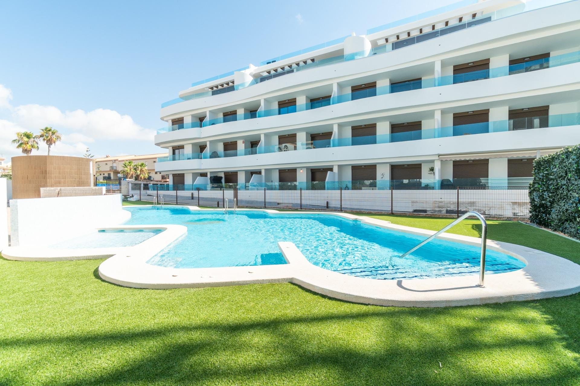 Obra nueva - Apartamento / piso -
Orihuela Costa - Playa Flamenca