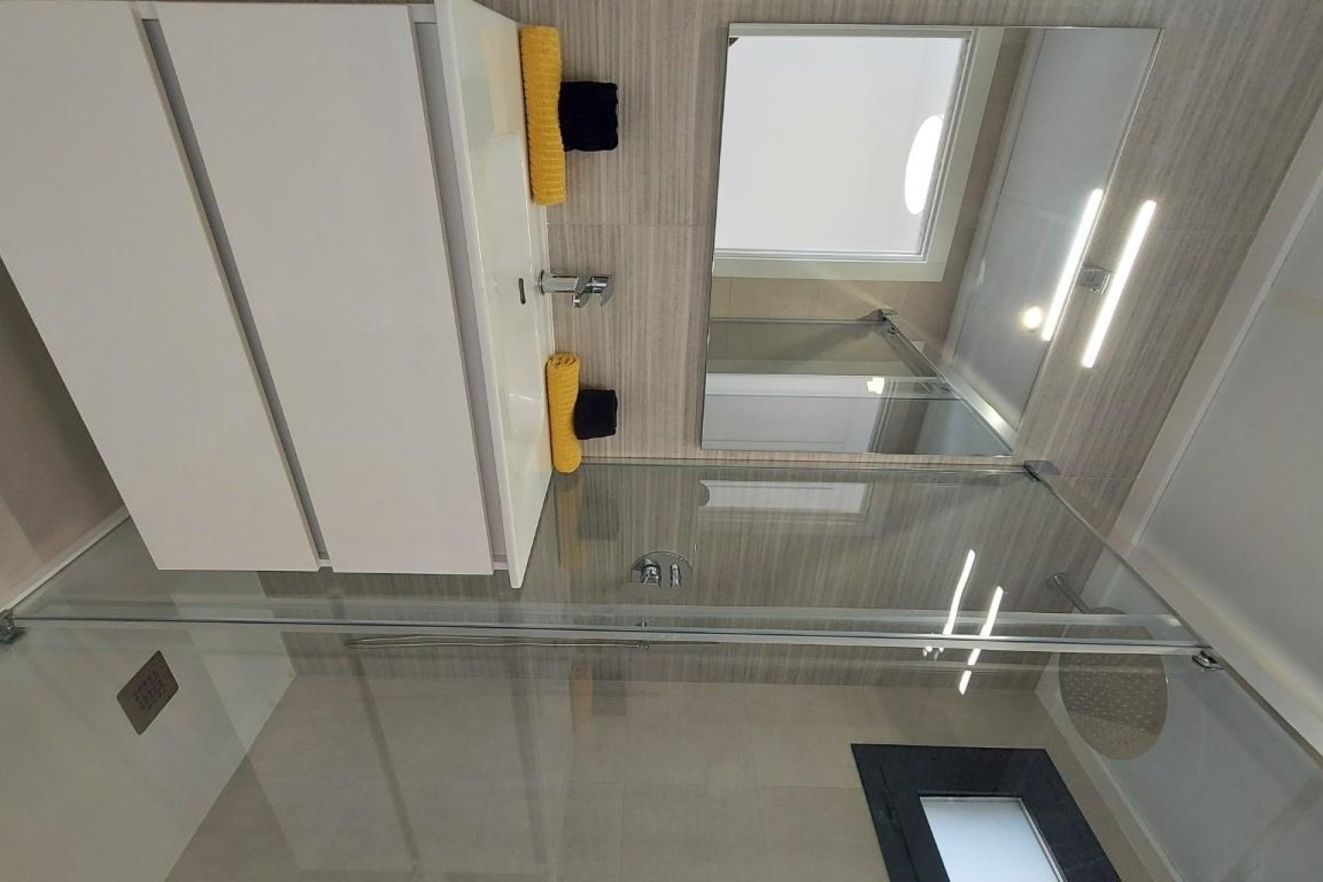 Obra nueva - Apartamento / piso -
San Miguel de Salinas - Pueblo