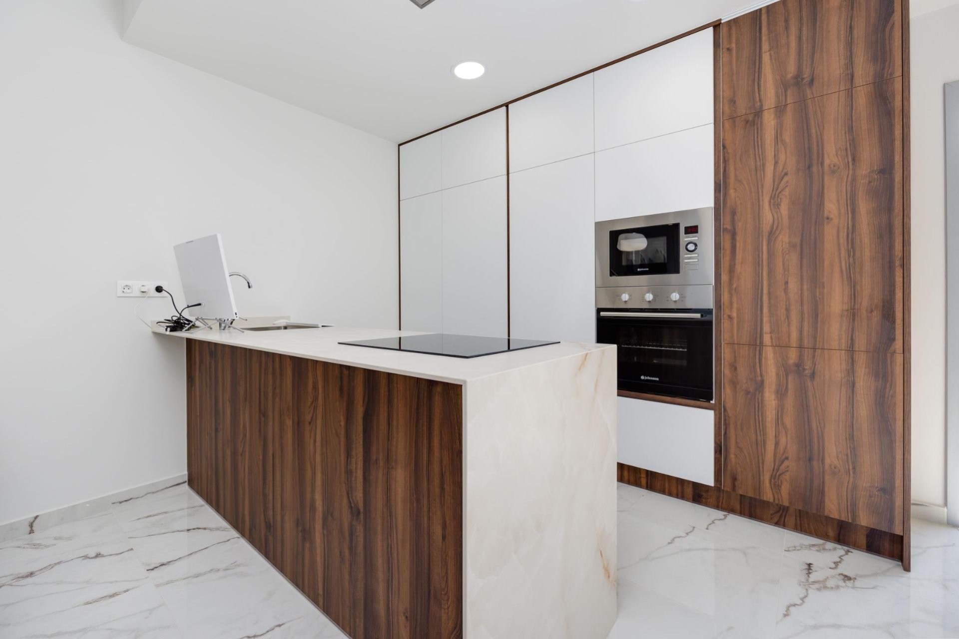 Obra nueva - Apartamento / piso -
San Miguel de Salinas - Pueblo