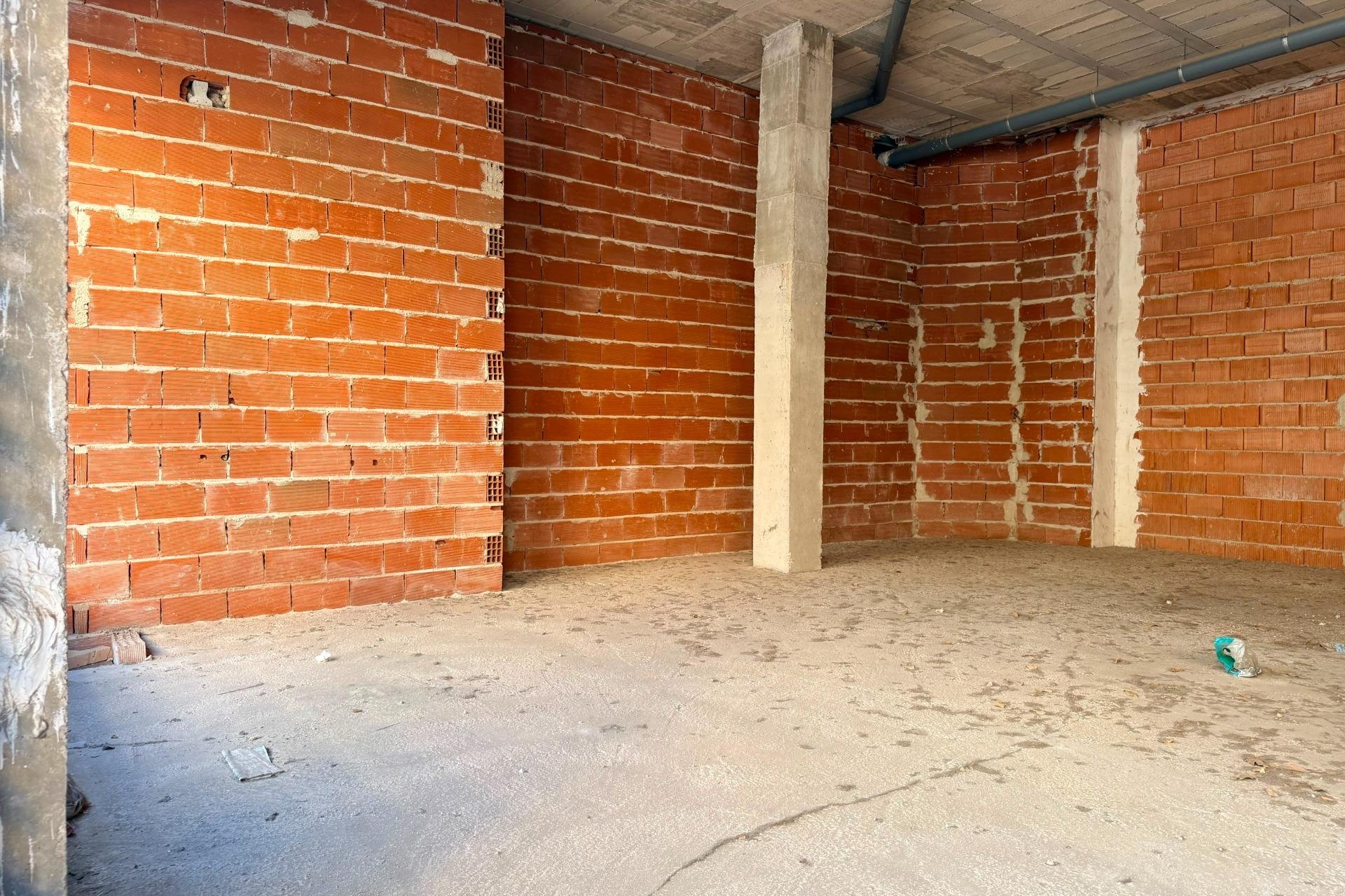 Obra nueva - Comercial -
Almoradí - Almoradí Centro