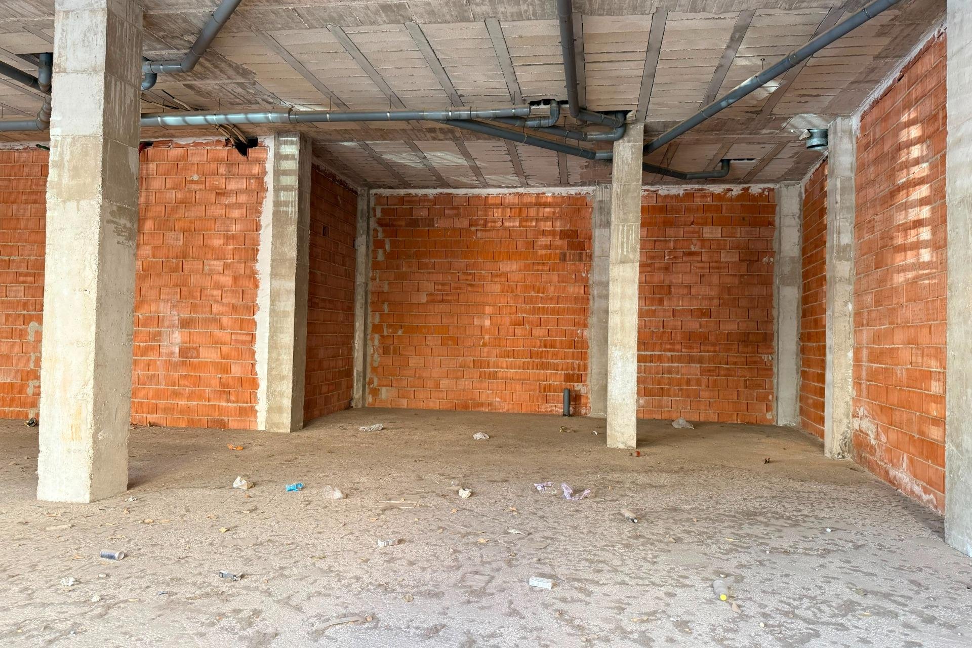 Obra nueva - Comercial -
Almoradí - Almoradí Centro