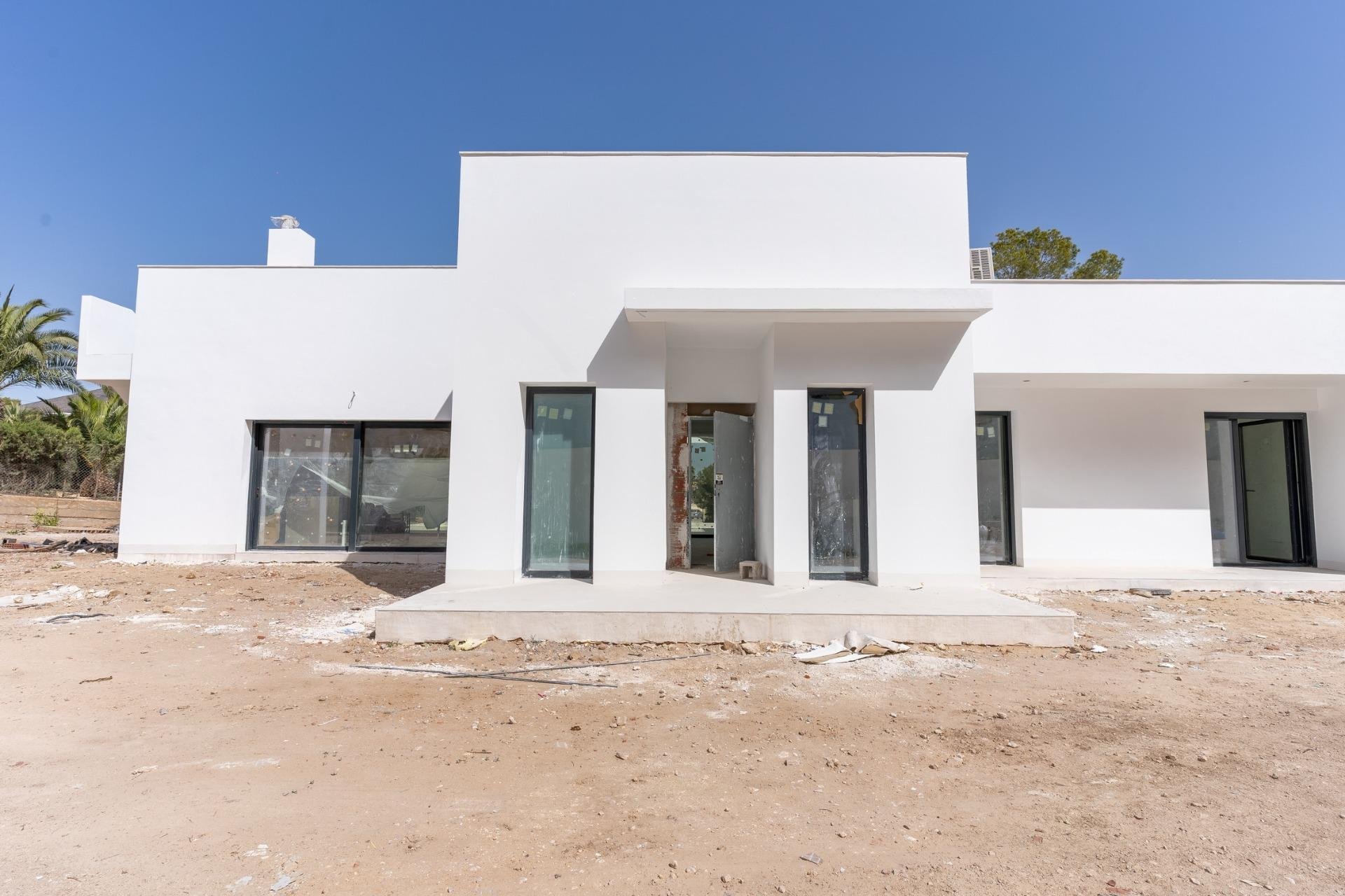 Obra nueva - Villa -
Orihuela Costa - Las Filipinas