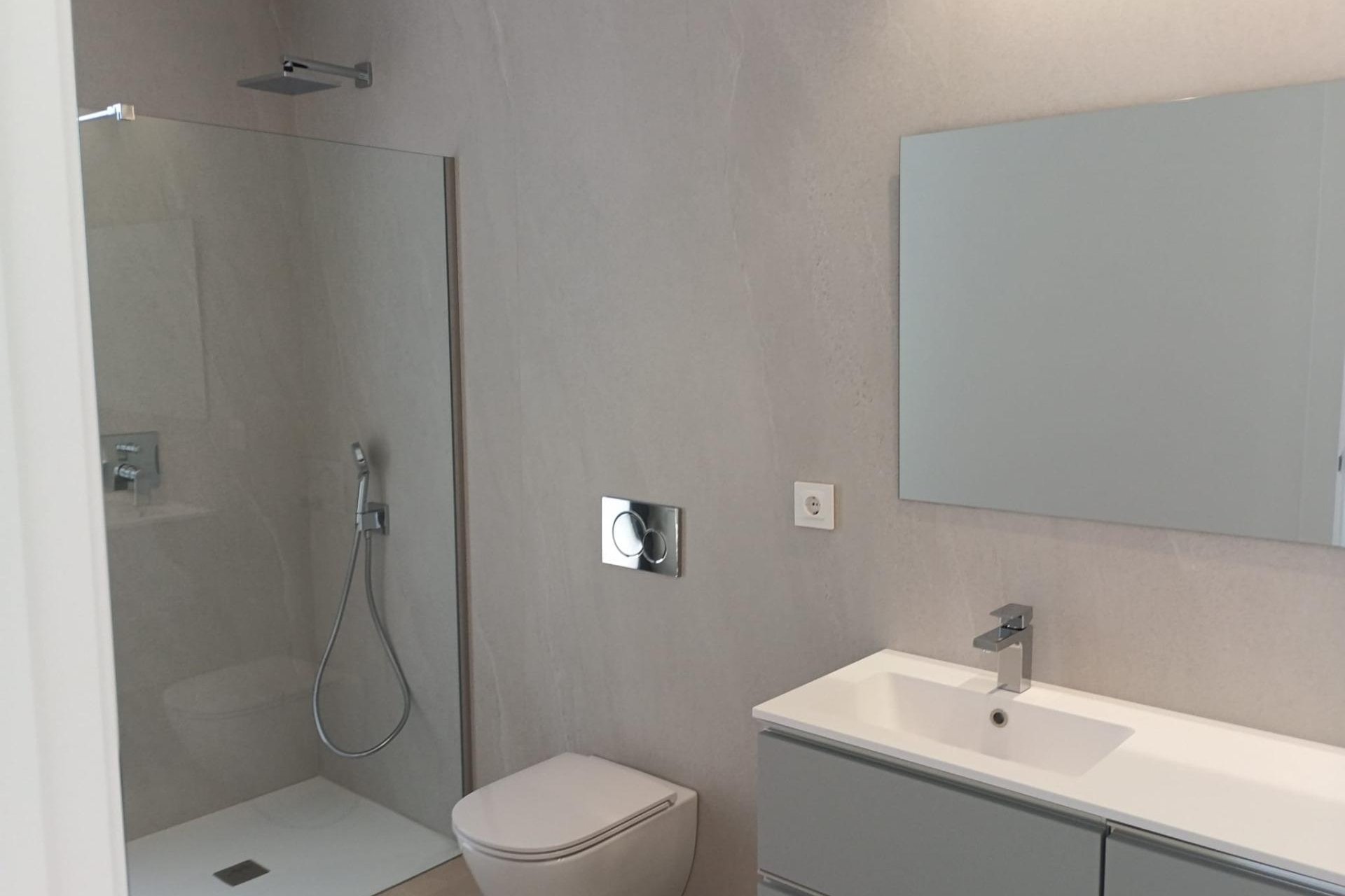 Obra nueva - Villa -
Pilar de la Horadada - Roda Golf