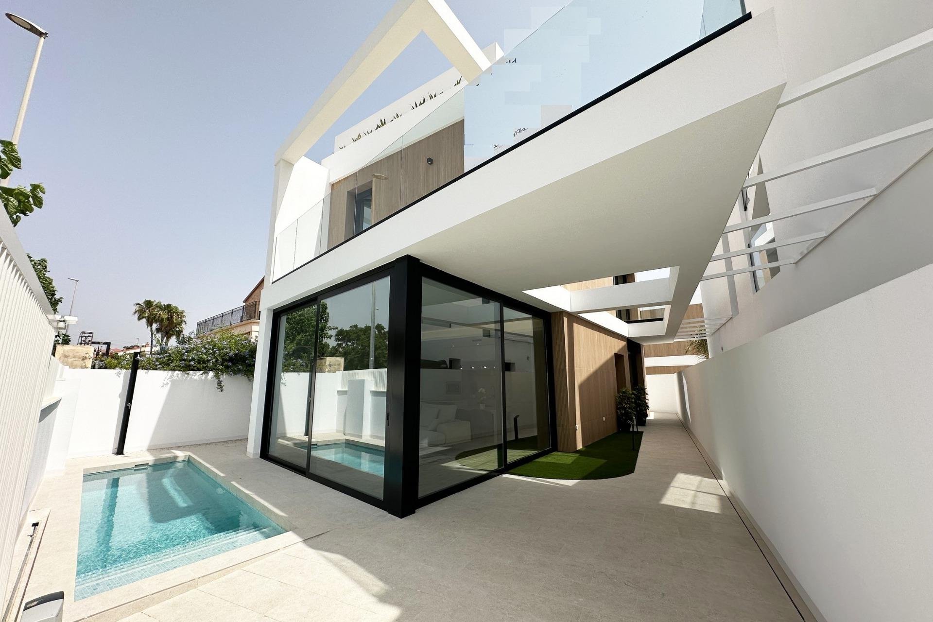 Obra nueva - Villa -
Pilar de la Horadada - Torre De La Horadada