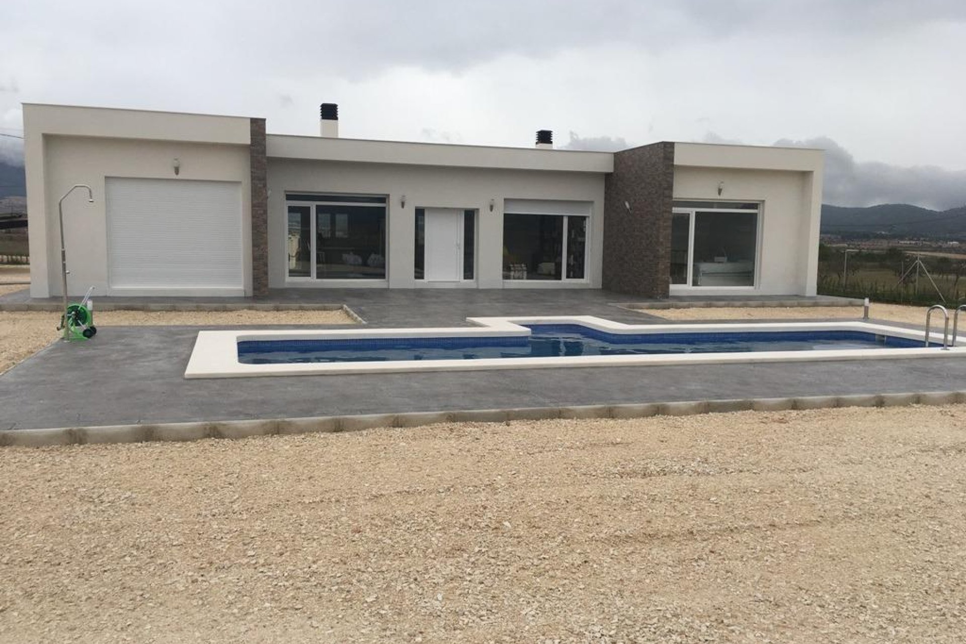 Obra nueva - Villa -
Pinoso - Camino Del Prado