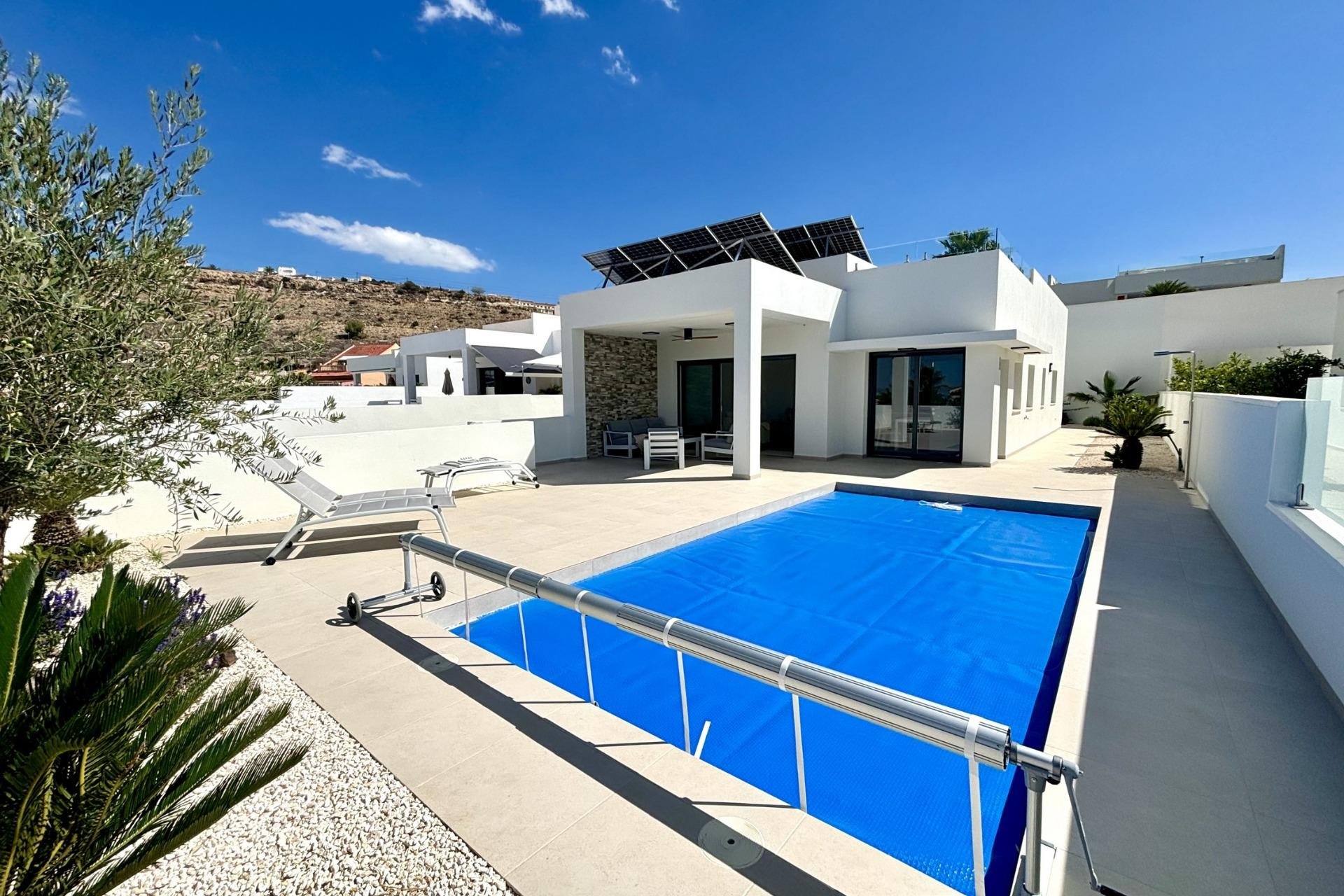Obra nueva - Villa -
Rojales - Atalaya Park