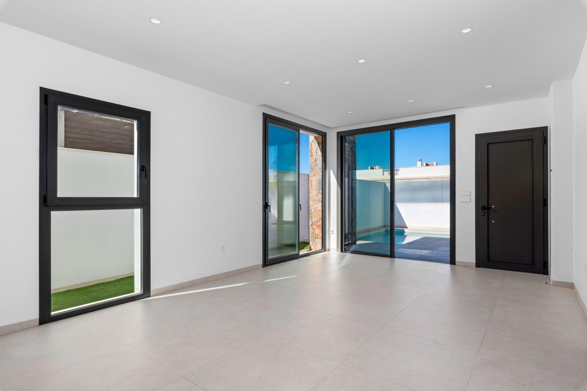 Obra nueva - Villa -
San Javier - Parque del doce