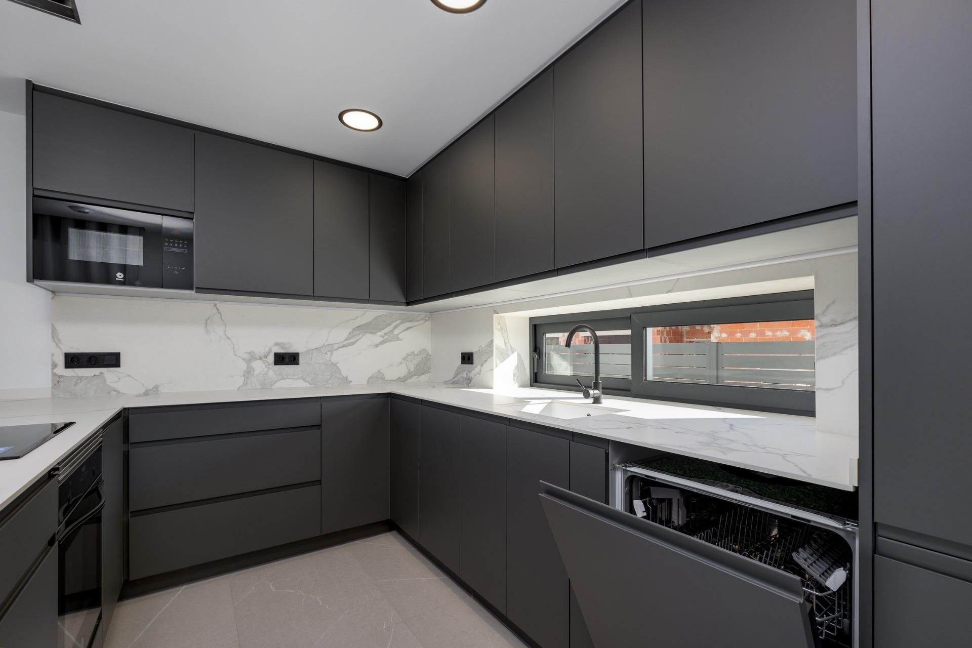 Obra nueva - Villa -
Torrevieja - Sector 25