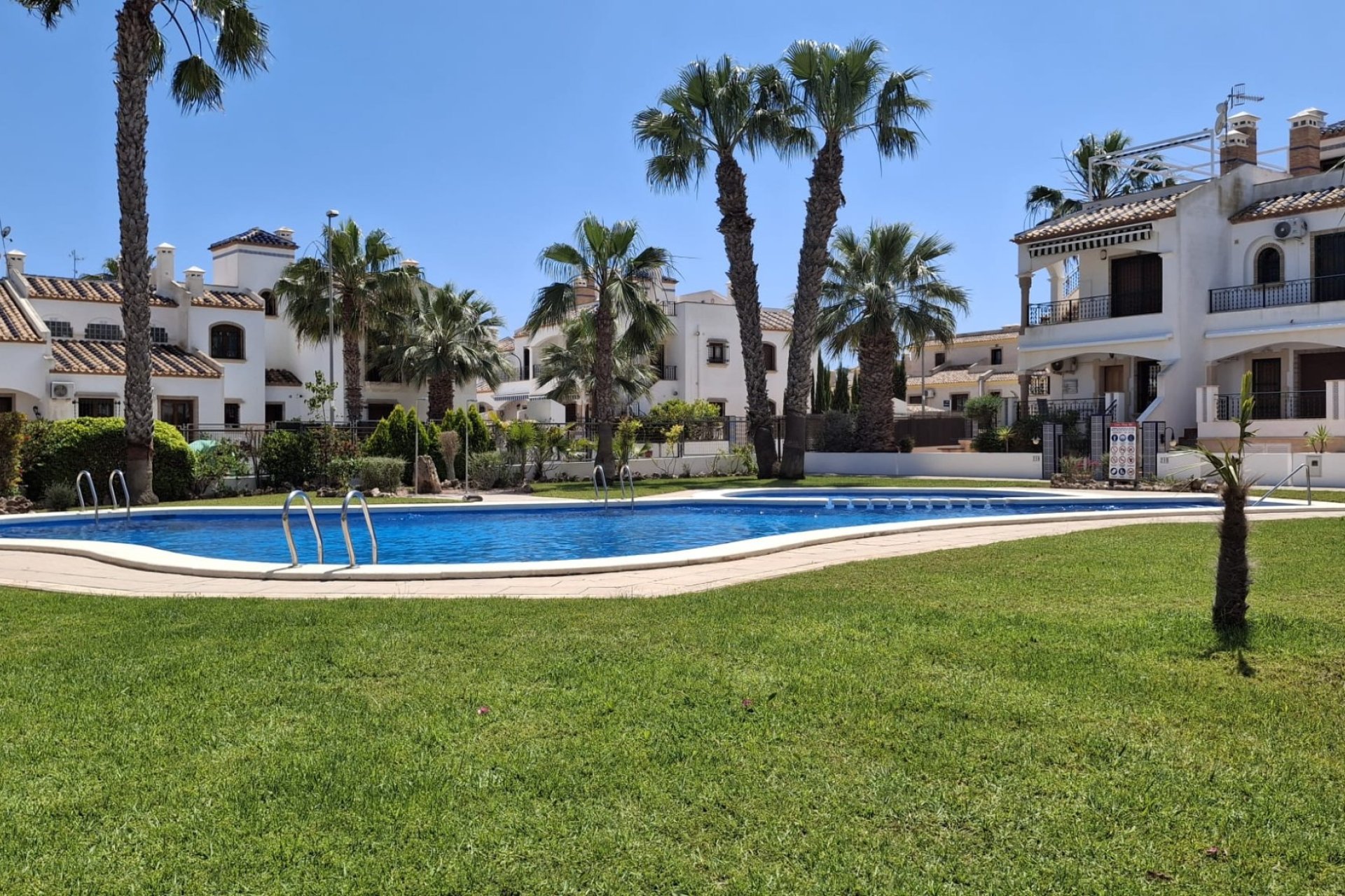 Resale - Apartament / Duplex -
Orihuela Costa - Villamartín