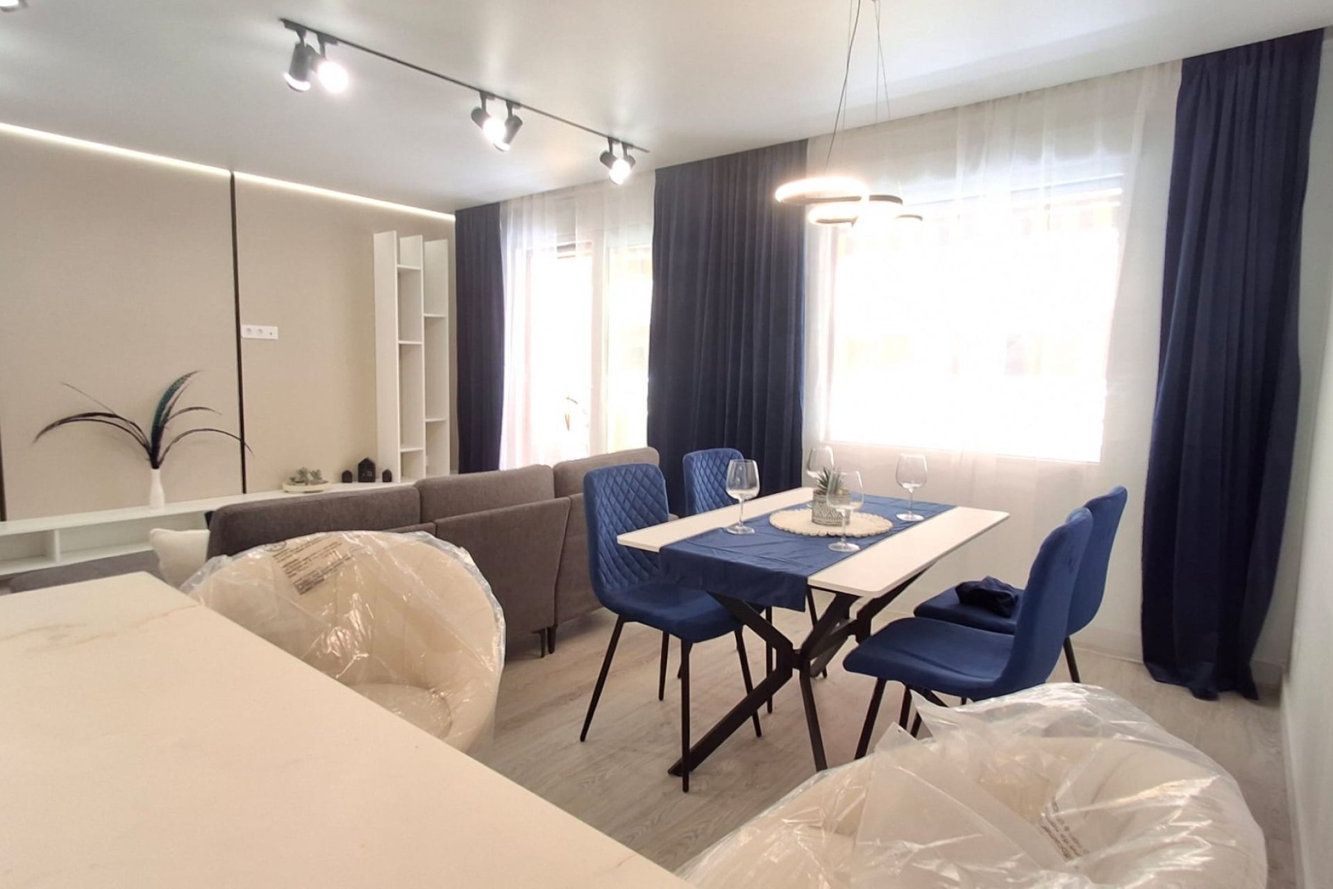 Resale - Apartament / Duplex -
Torrevieja - Playa Acequion