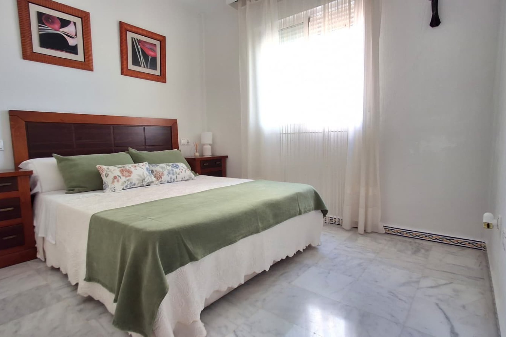 Resale - Apartament / Duplex -
Torrevieja - Playa de los Locos