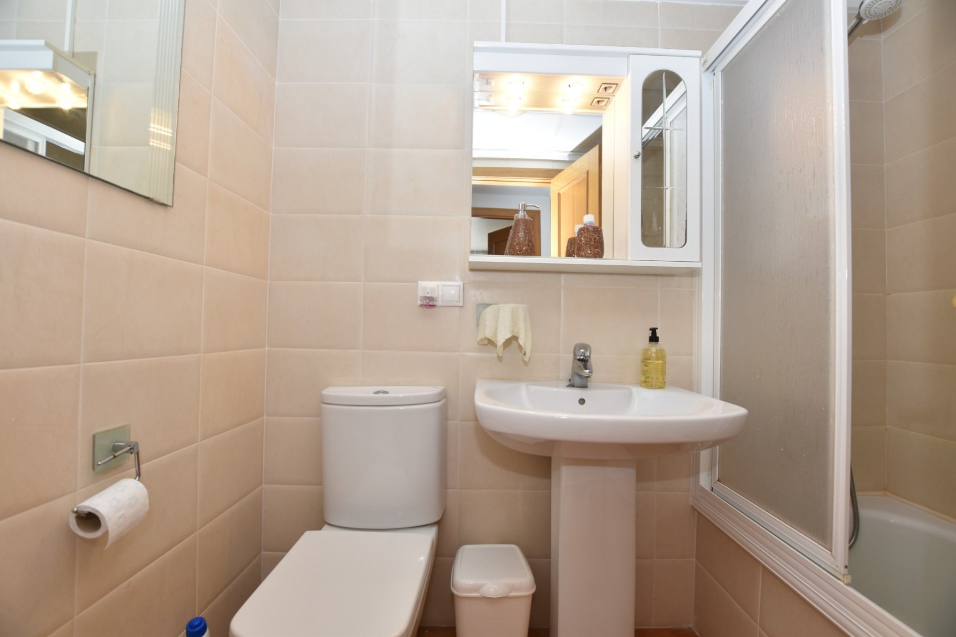 Resale - Apartment / flat -
Algorfa - Algorfa - Village