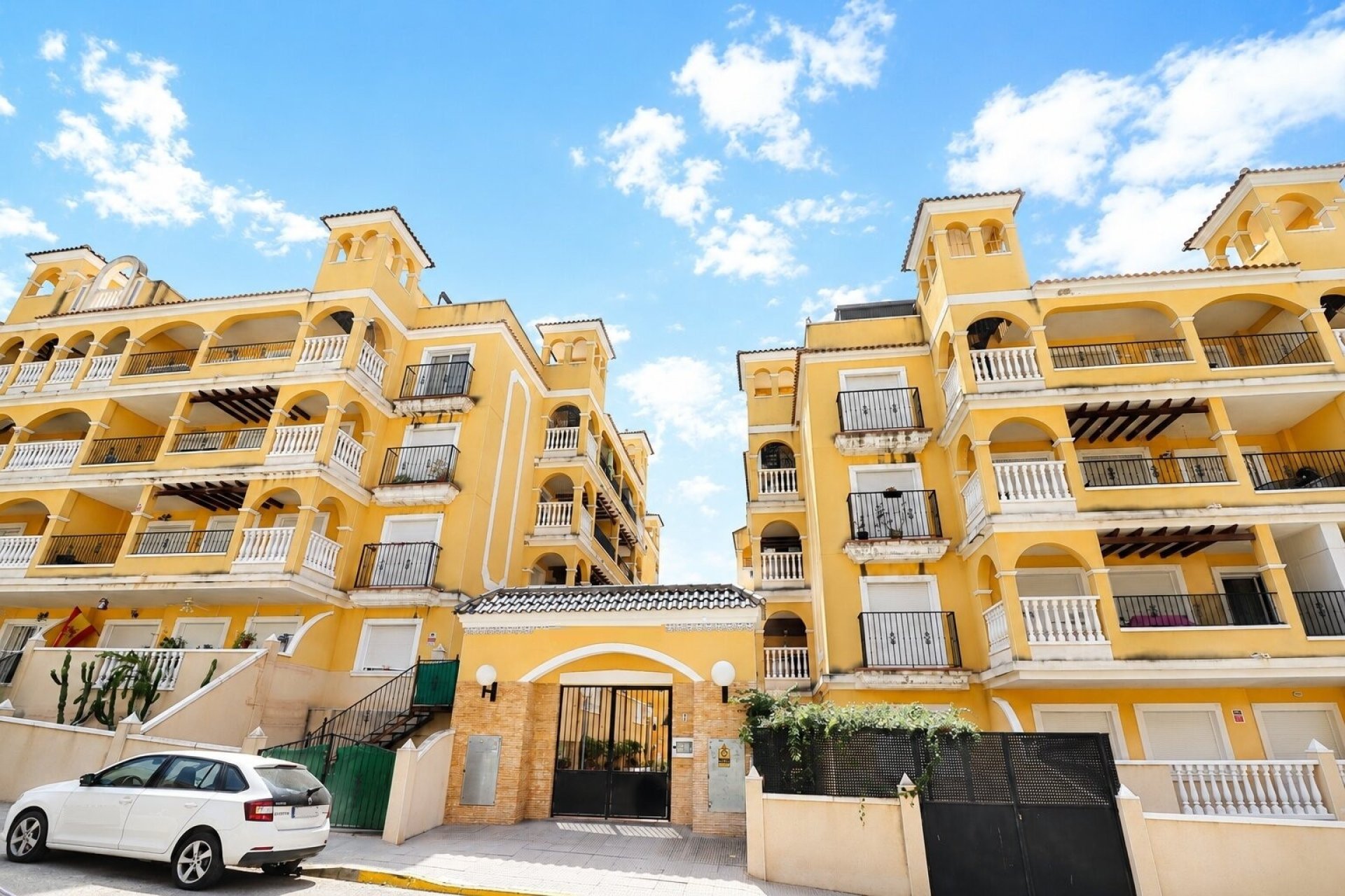 Resale - Apartment / flat -
Algorfa - Algorfa - Village