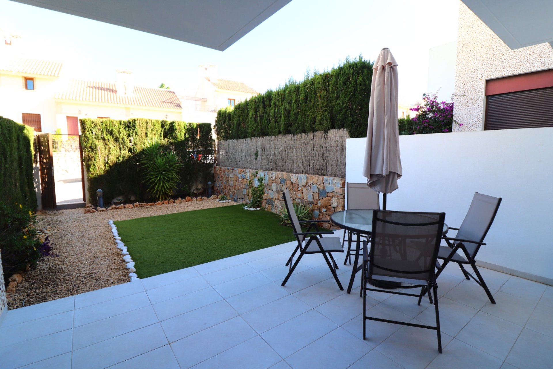 Resale - Apartment / flat -
Algorfa - La Finca Golf Resort