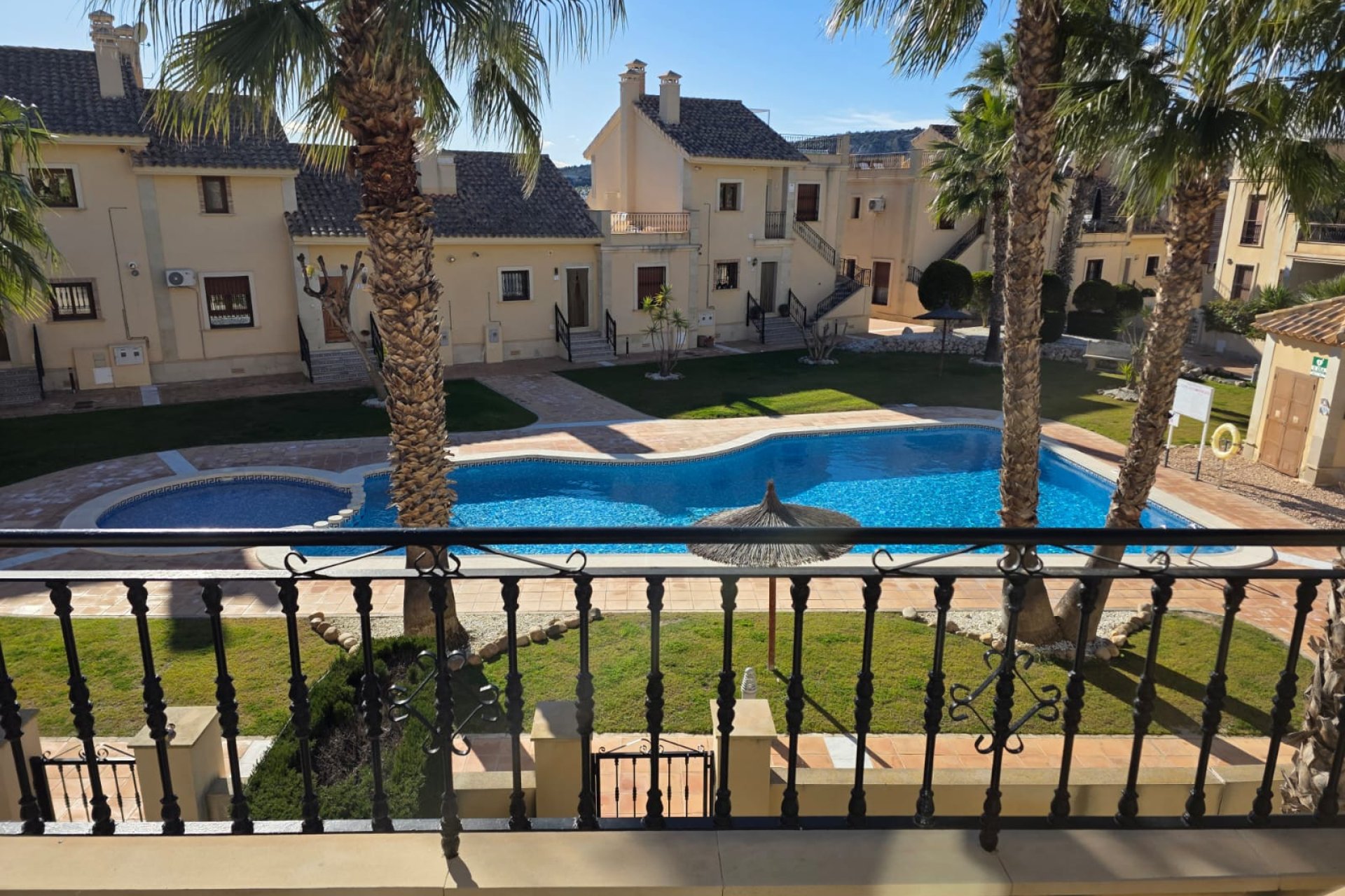 Resale - Apartment / flat -
Algorfa - La Finca Golf Resort