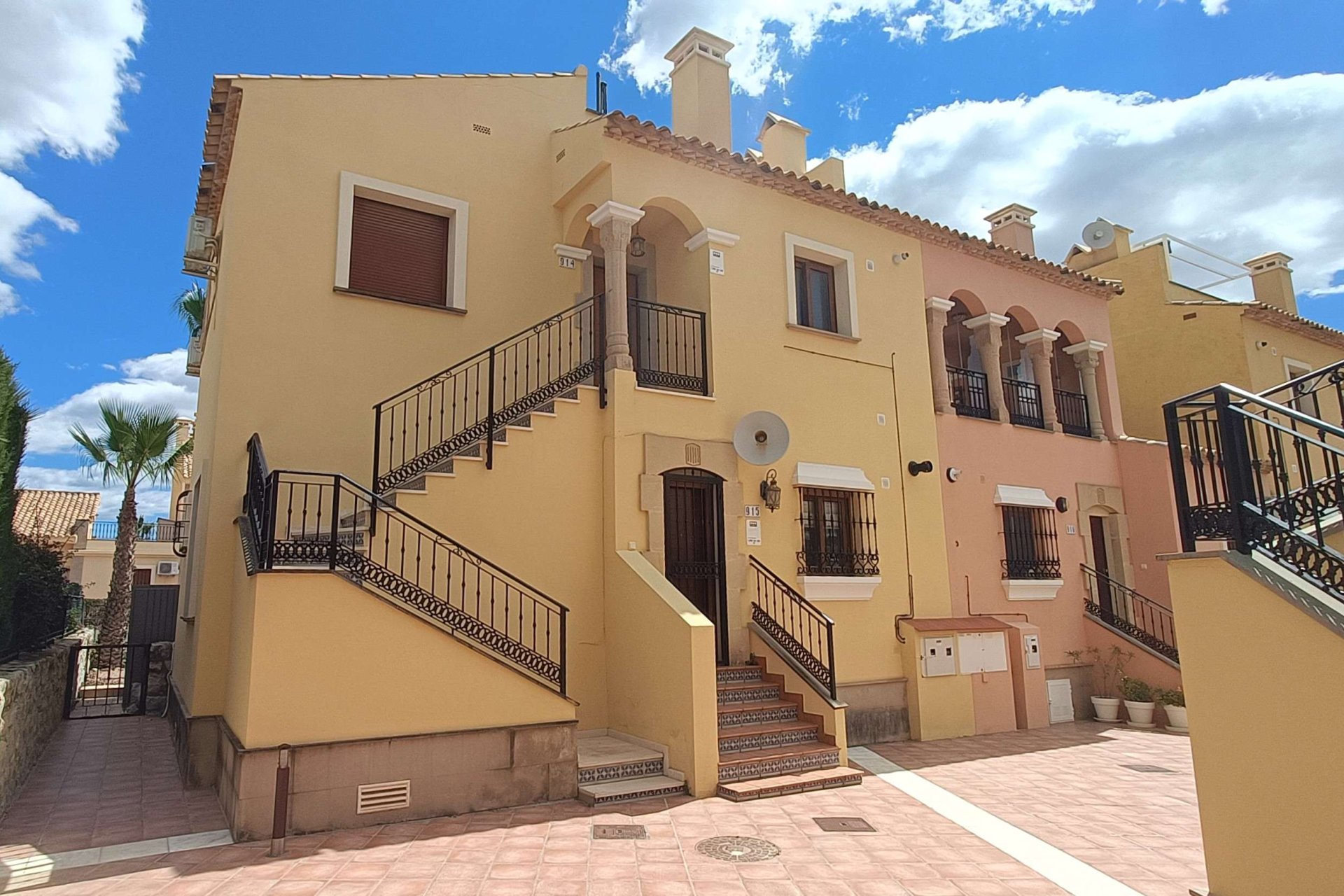 Resale - Apartment / flat -
Algorfa - La Finca Golf Resort