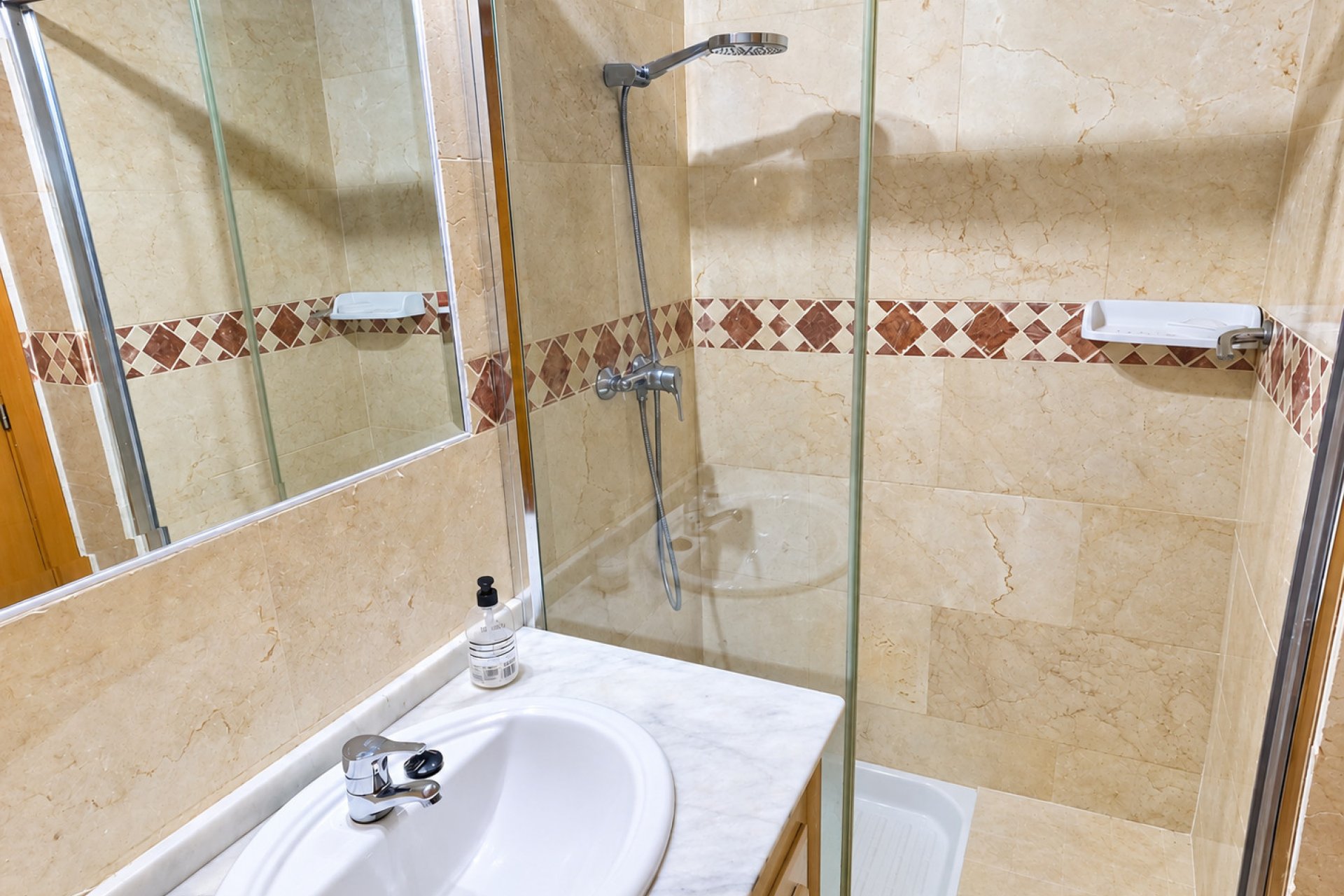 Resale - Apartment / flat -
Algorfa - La Finca Golf Resort