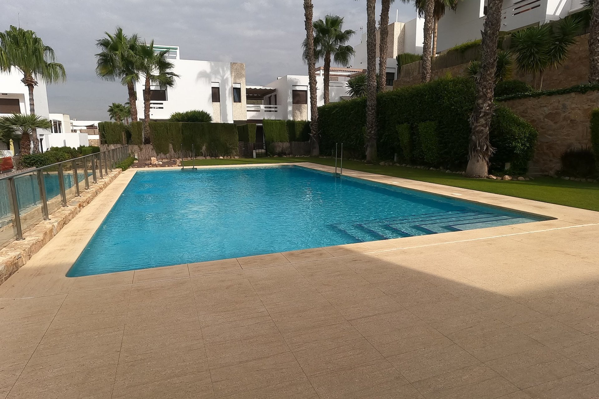 Resale - Apartment / flat -
Algorfa - La Finca Golf Resort