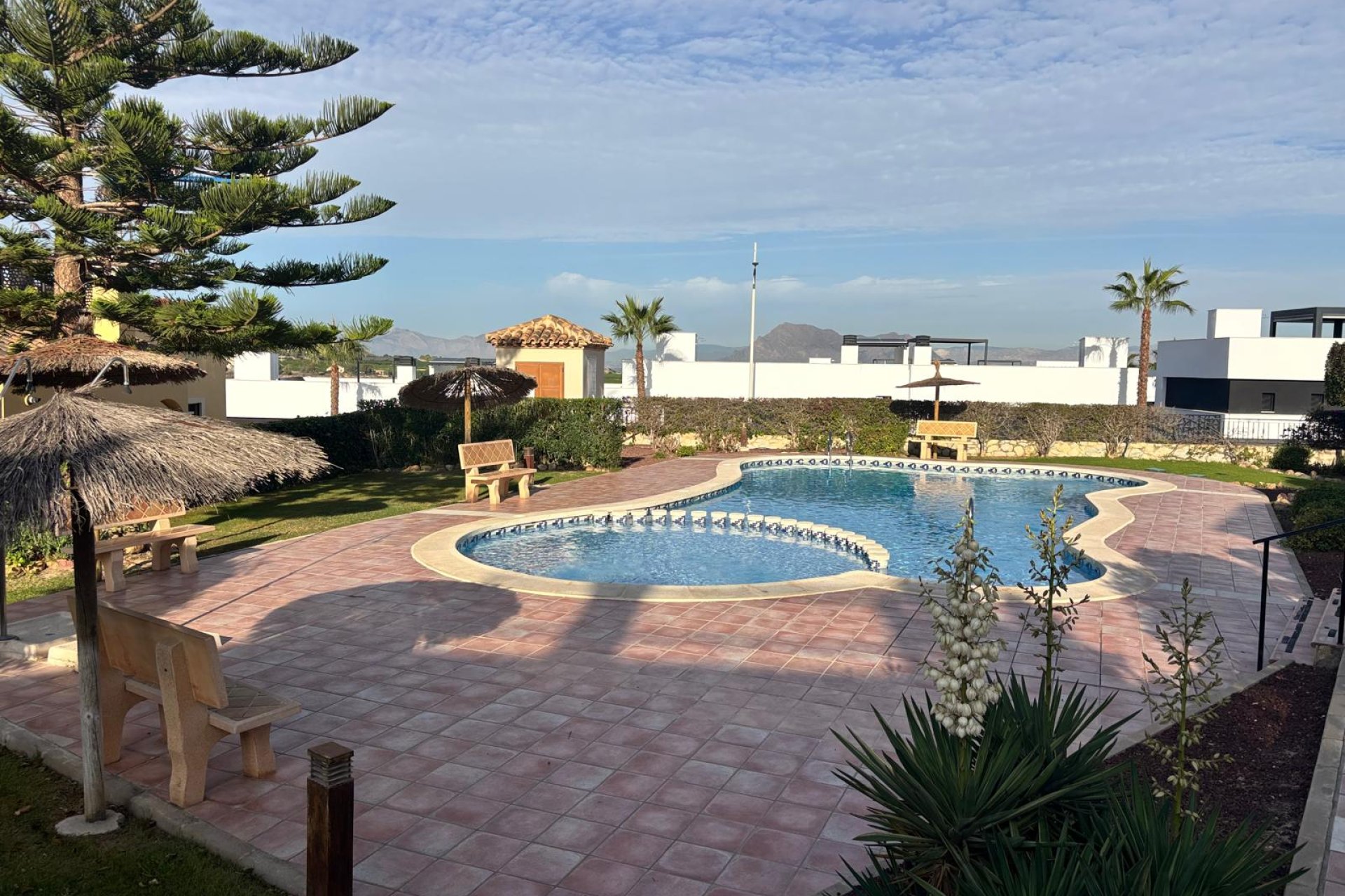 Resale - Apartment / flat -
Algorfa - La Finca Golf Resort