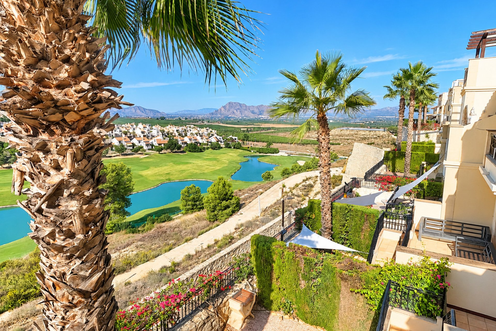 Resale - Apartment / flat -
Algorfa - La Finca Golf Resort