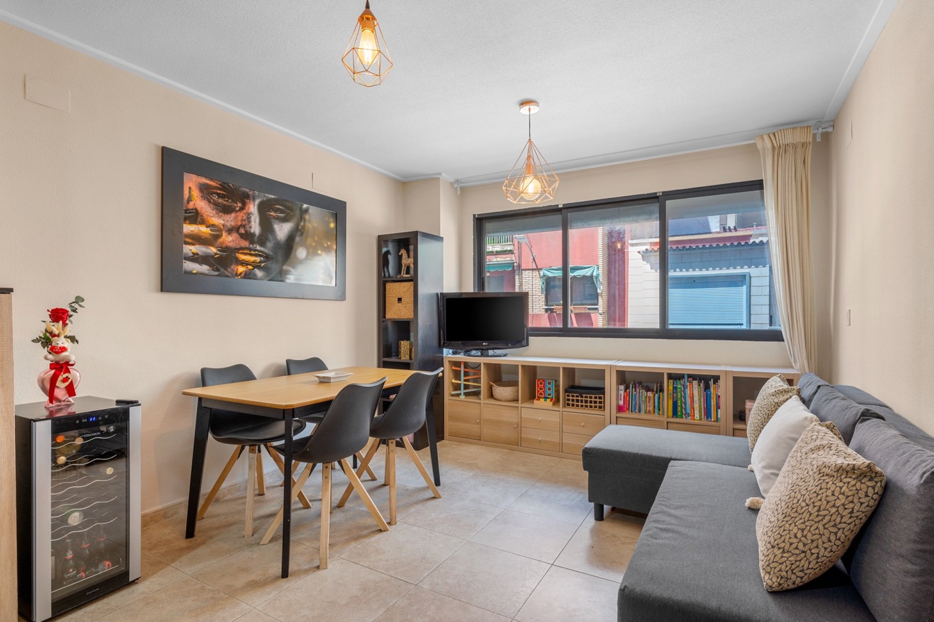 Resale - Apartment / flat -
Alicante - Alicante - City
