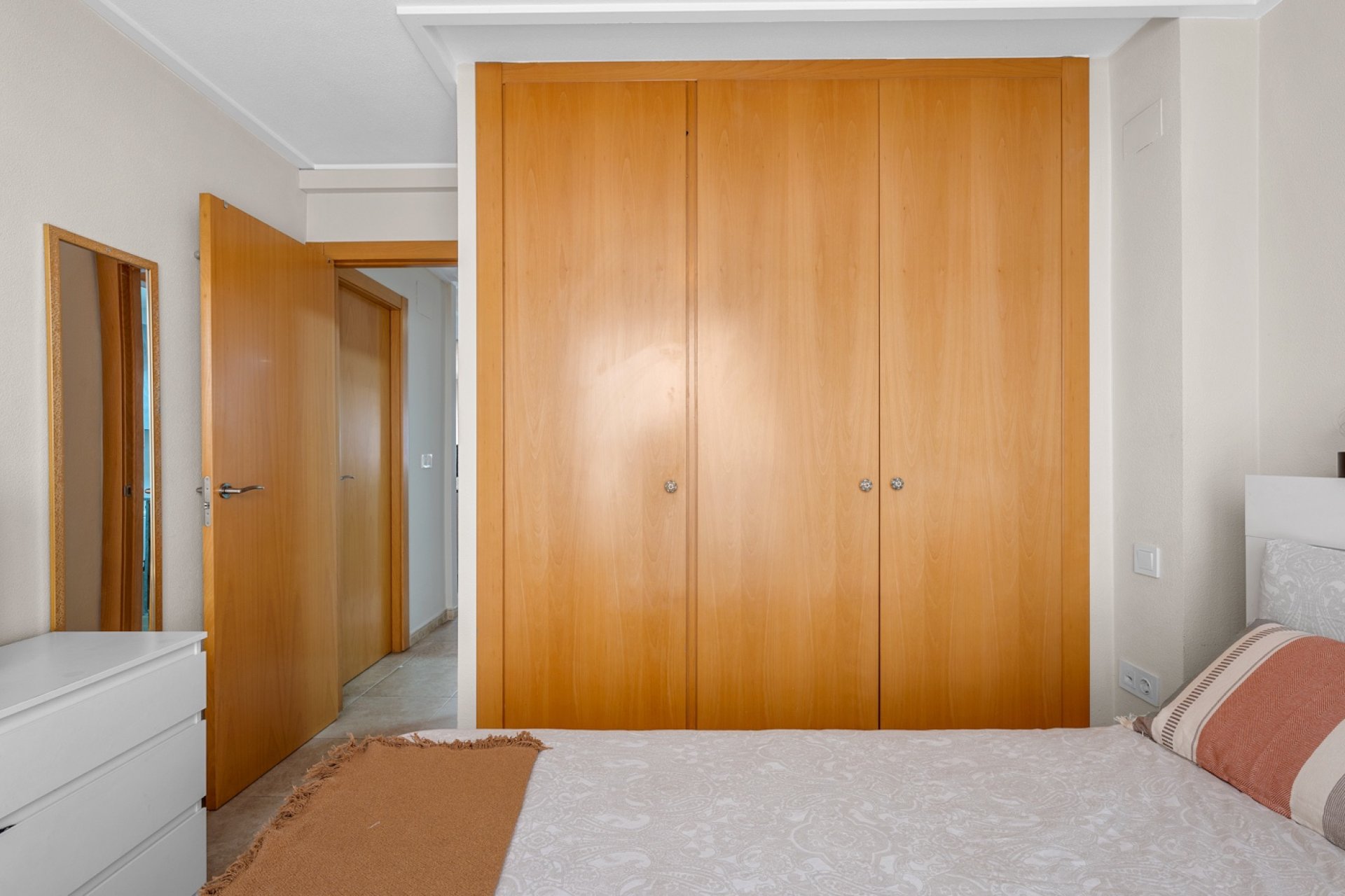 Resale - Apartment / flat -
Alicante - Alicante - City